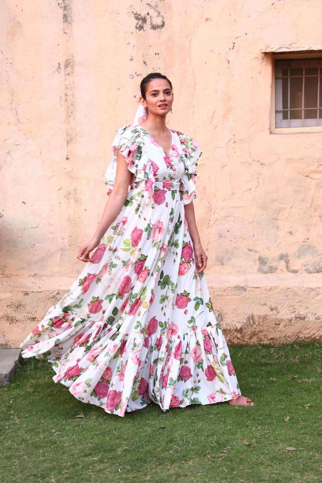 Juliette Dress - White - Monk & Mei