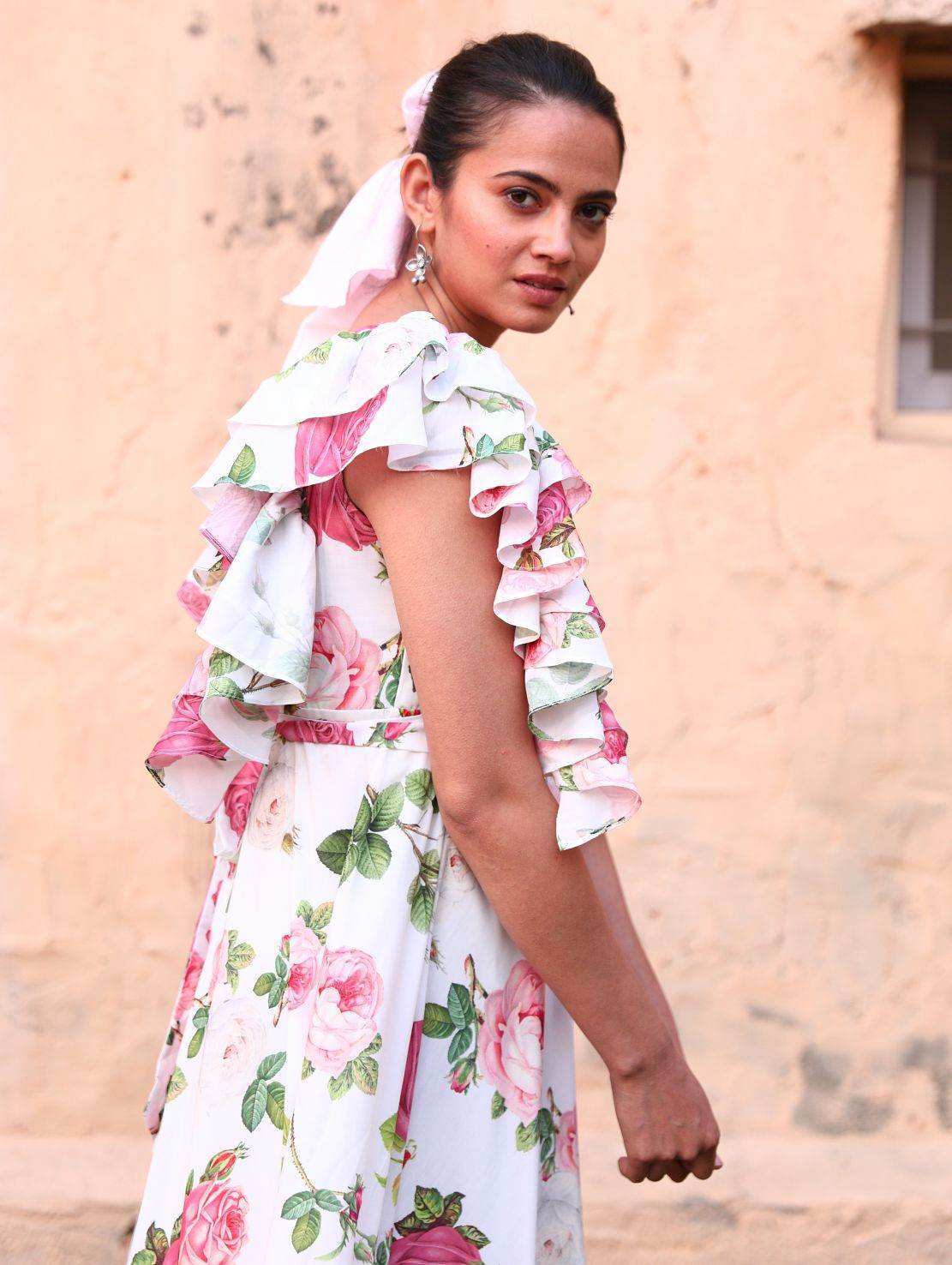 Juliette Dress - White - Monk & Mei