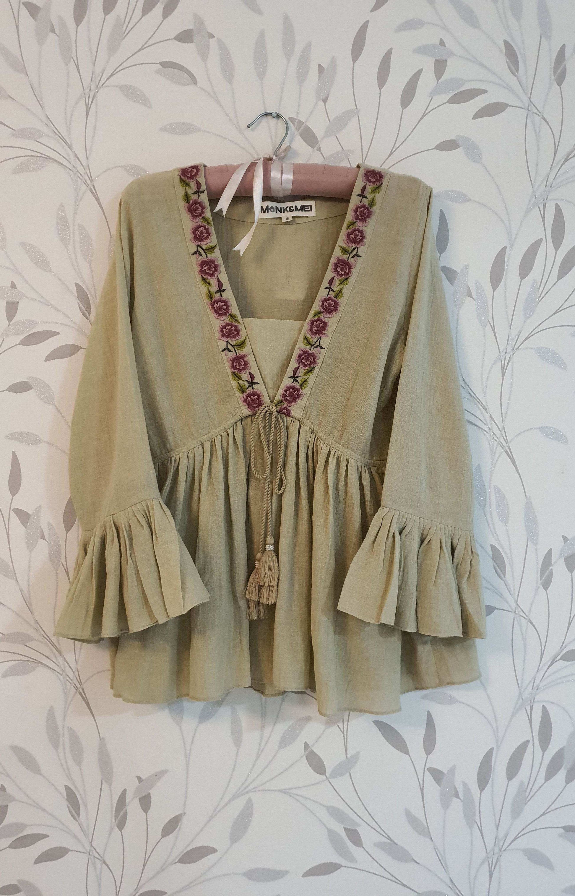HAZE -TOP - Beige - Monk & Mei