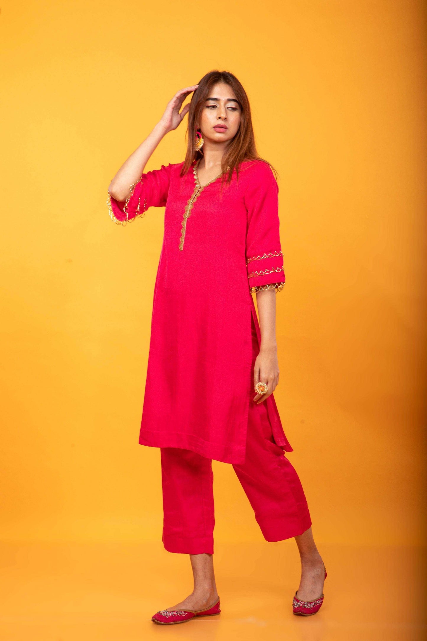 Gulnaar Lahori Kurta and Pant Set-Fuchsia Pink - Monk & Mei