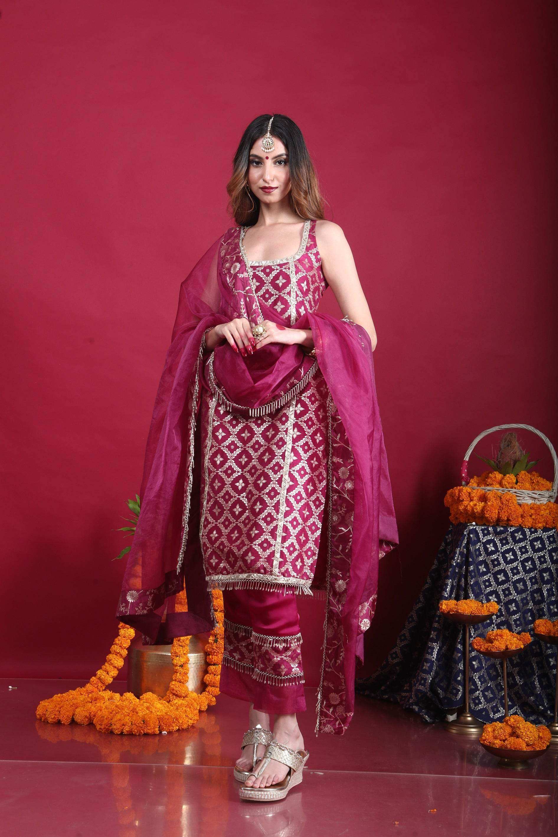 Kala-Sleeveless Kurta Set-Plum Purple - Monk & Mei