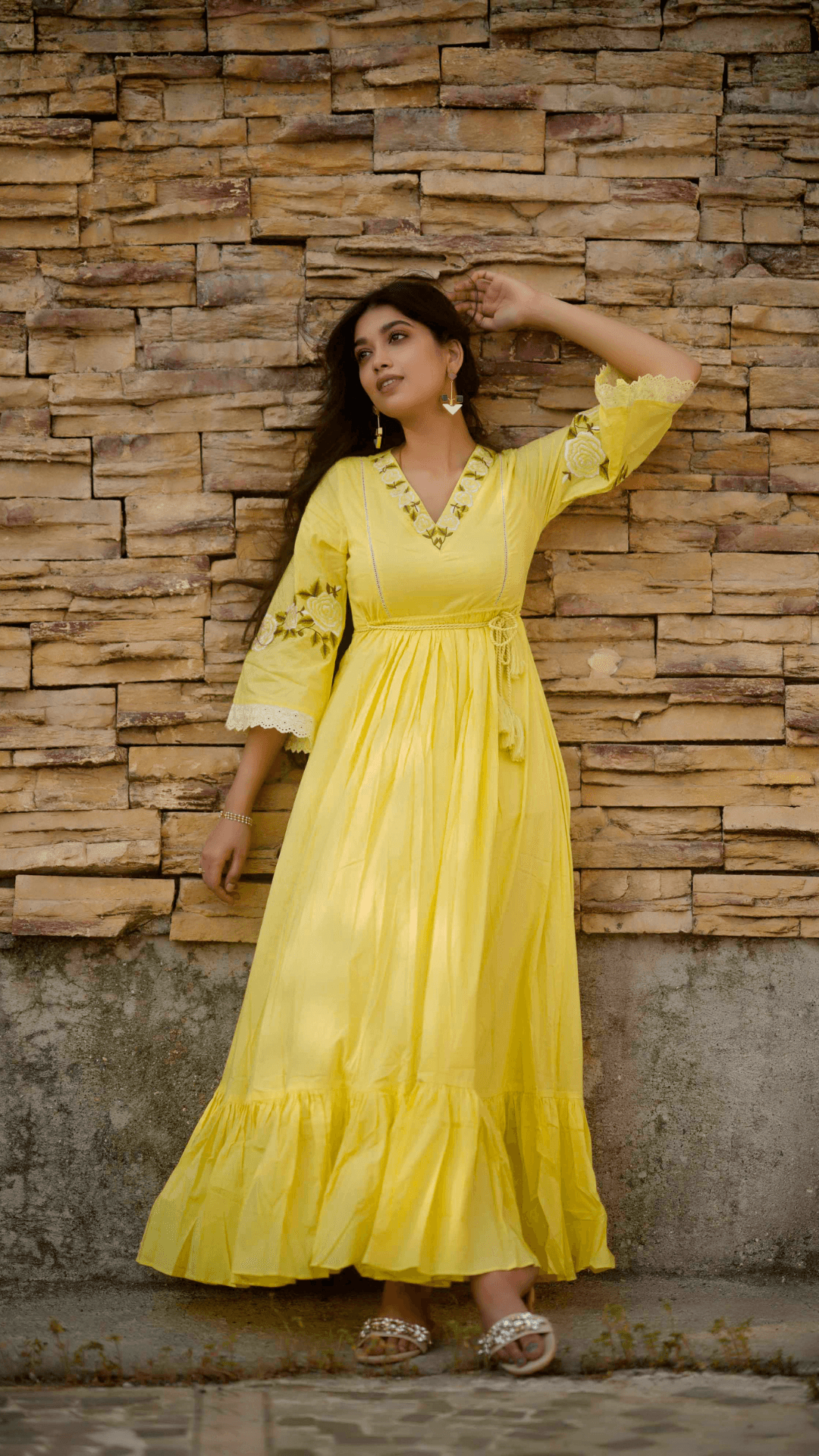 OLIVIA DRESS - Buttercup yellow - Monk & Mei
