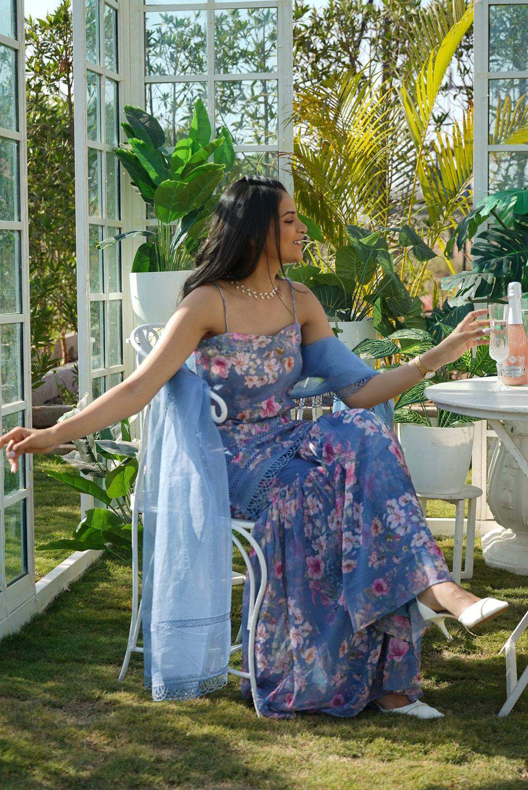 Tulip Blue - Monk & Mei