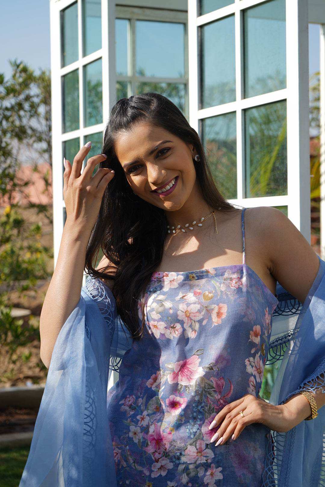 Tulip Blue - Monk & Mei