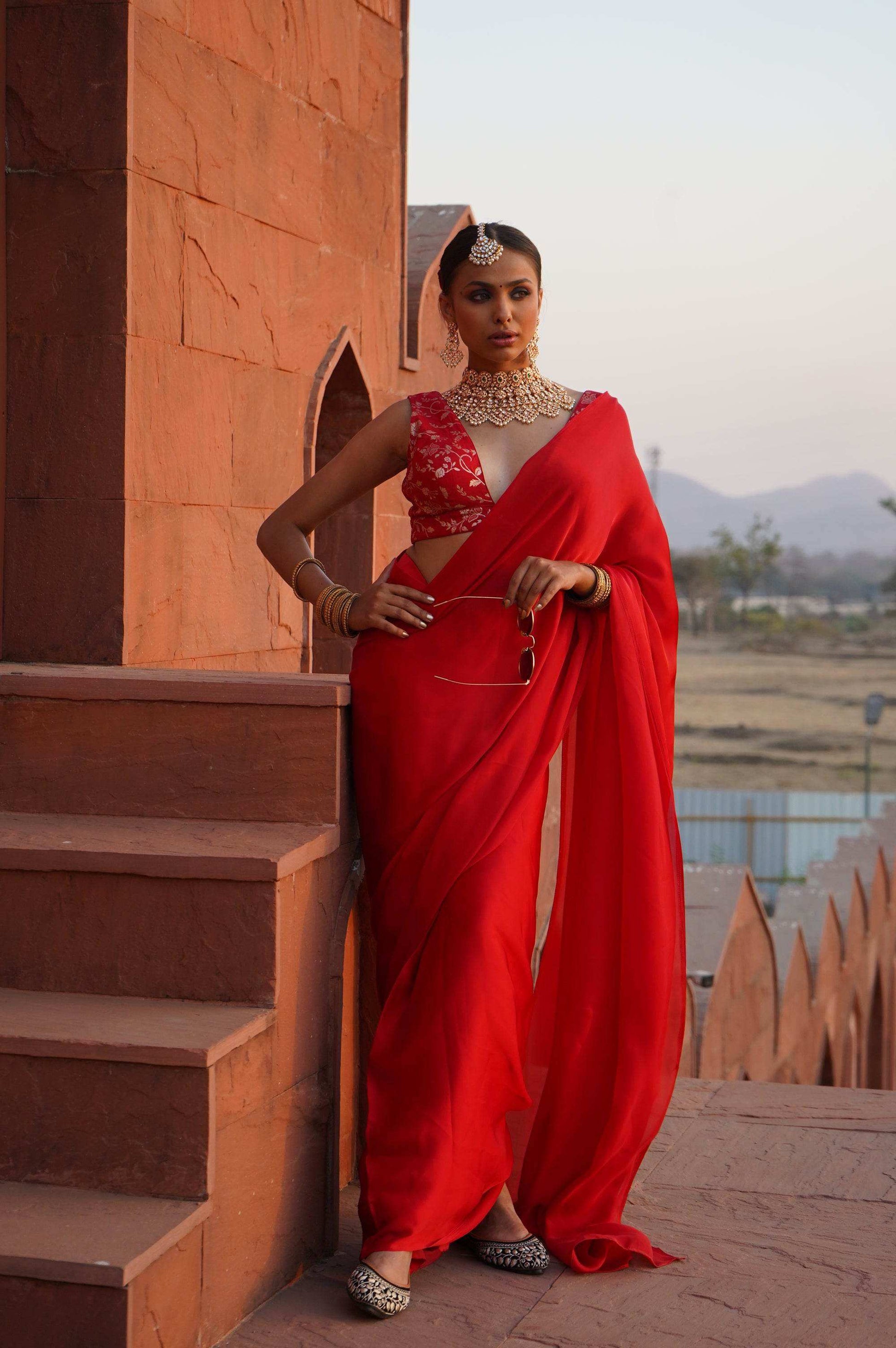Ruhee Pre Draped Saree set - Monk & Mei