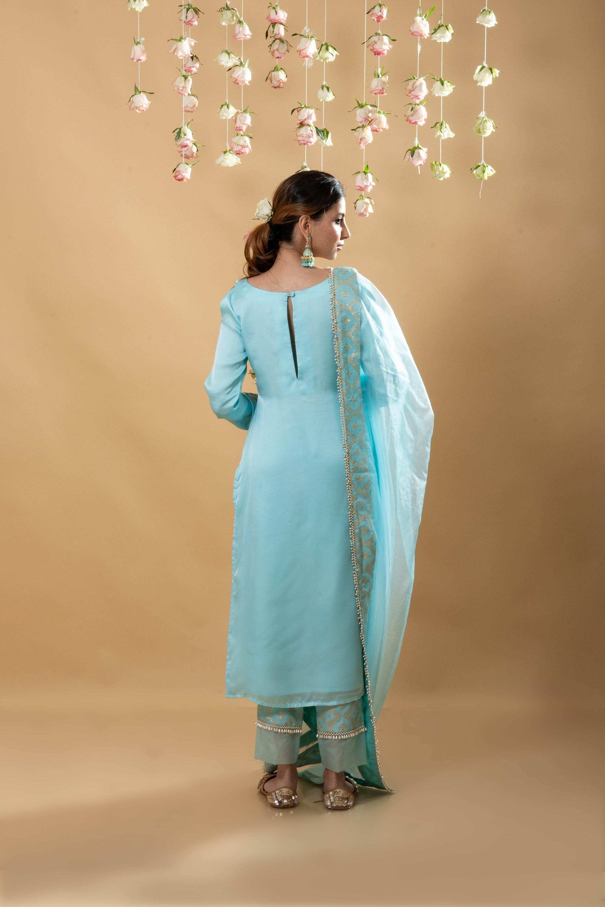 Isha Cold - Shoulder Kurta Set Powder Blue - Monk & Mei