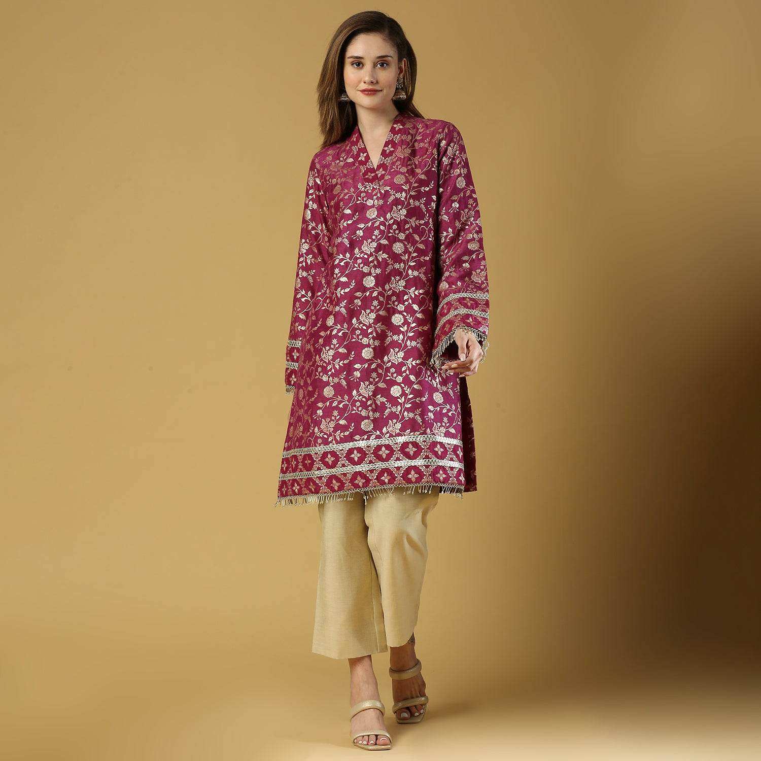 Kavya-Pakistani Kurta with gold pant-Plum purple - Monk & Mei