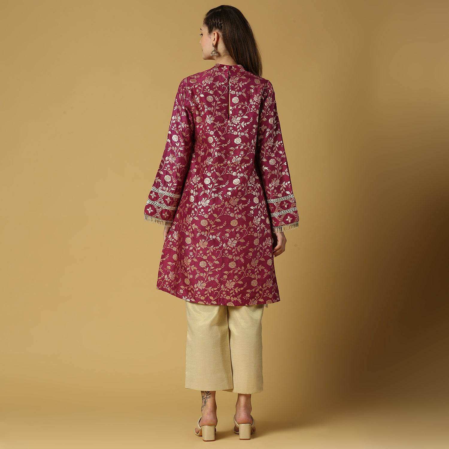 Kavya-Pakistani Kurta with gold pant-Plum purple - Monk & Mei