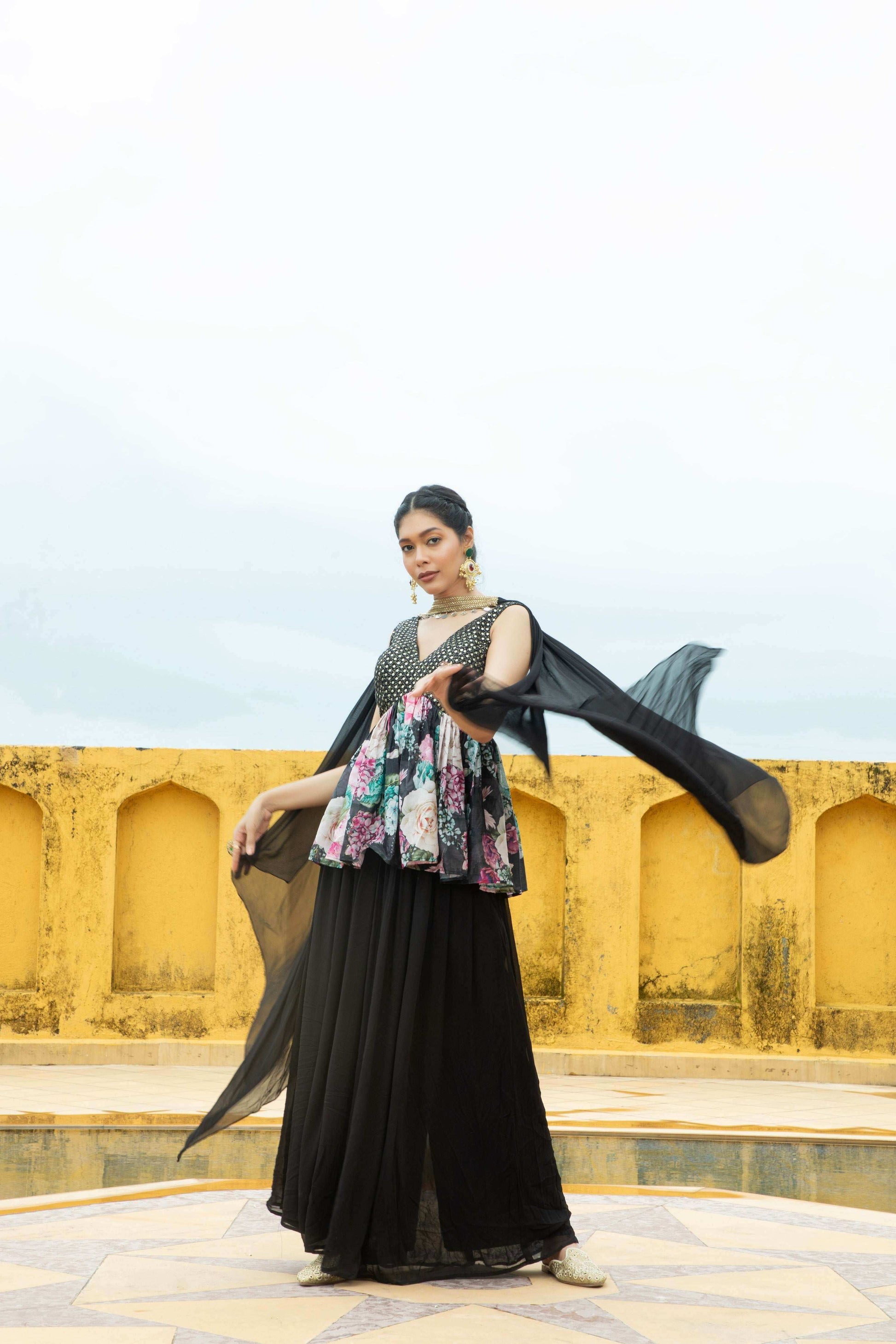 Nazneen - Top and Gharara Set Black - Monk & Mei