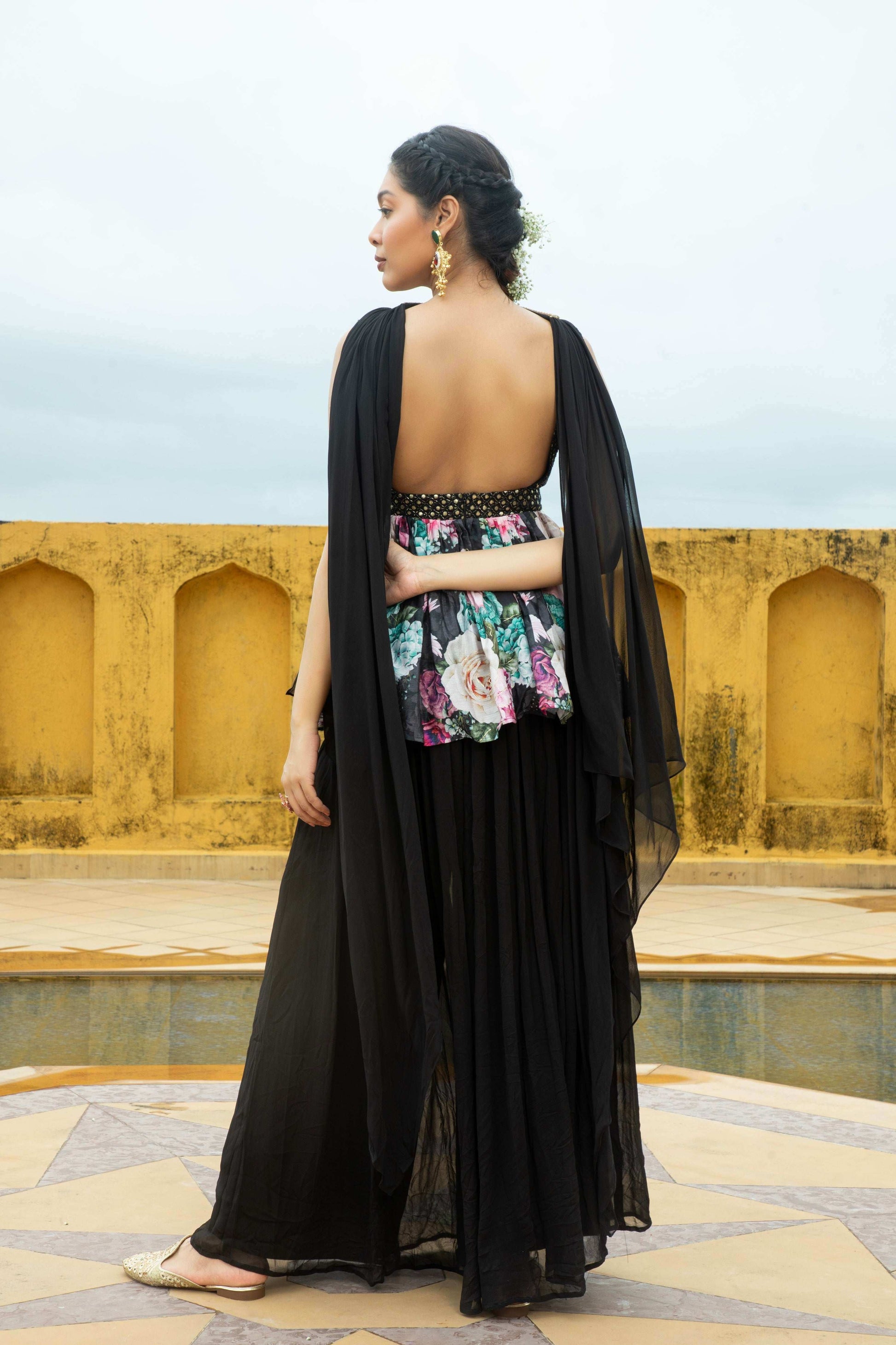 Nazneen - Top and Gharara Set Black - Monk & Mei