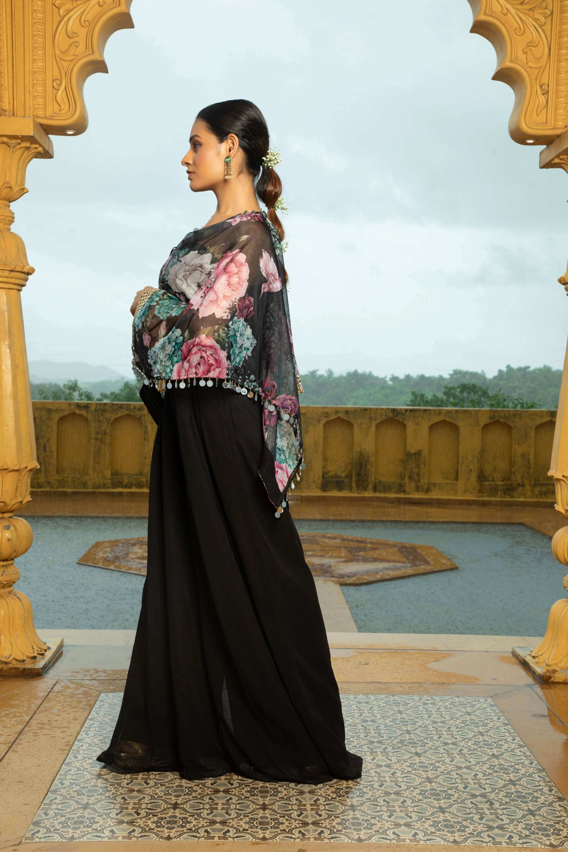 Aaina - Jumpsuit Set Black - Monk & Mei