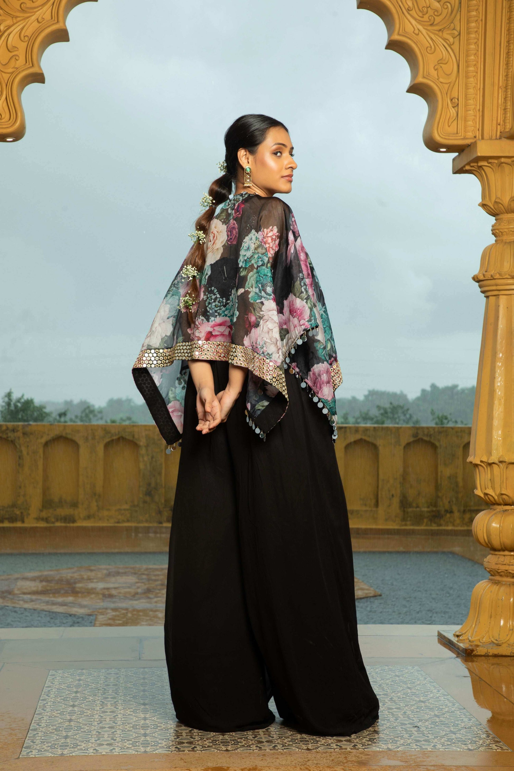 Aaina - Jumpsuit Set Black - Monk & Mei