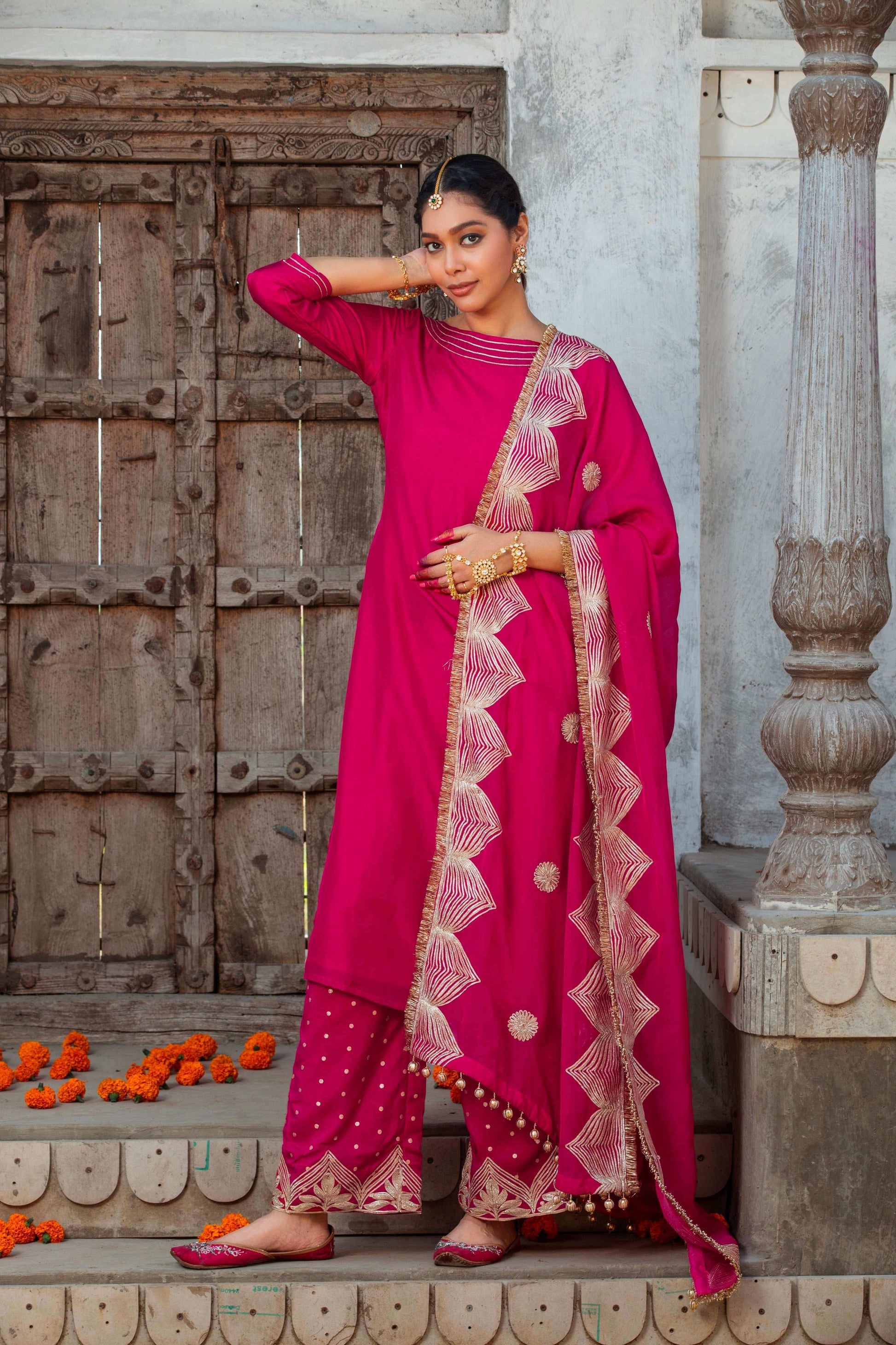 Afsana - Kurta Set - Monk & Mei