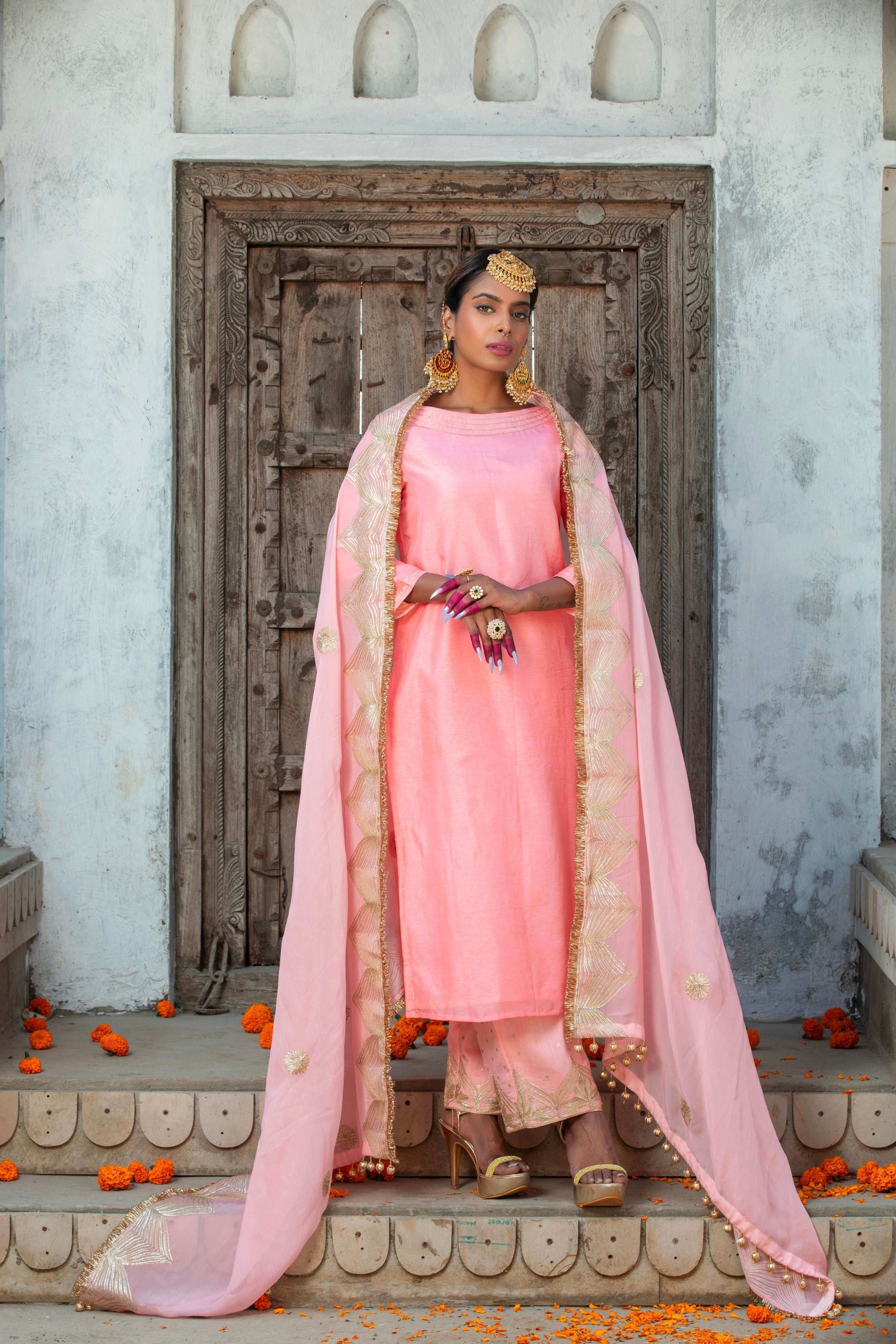 Afsana - Kurta Set - Monk & Mei