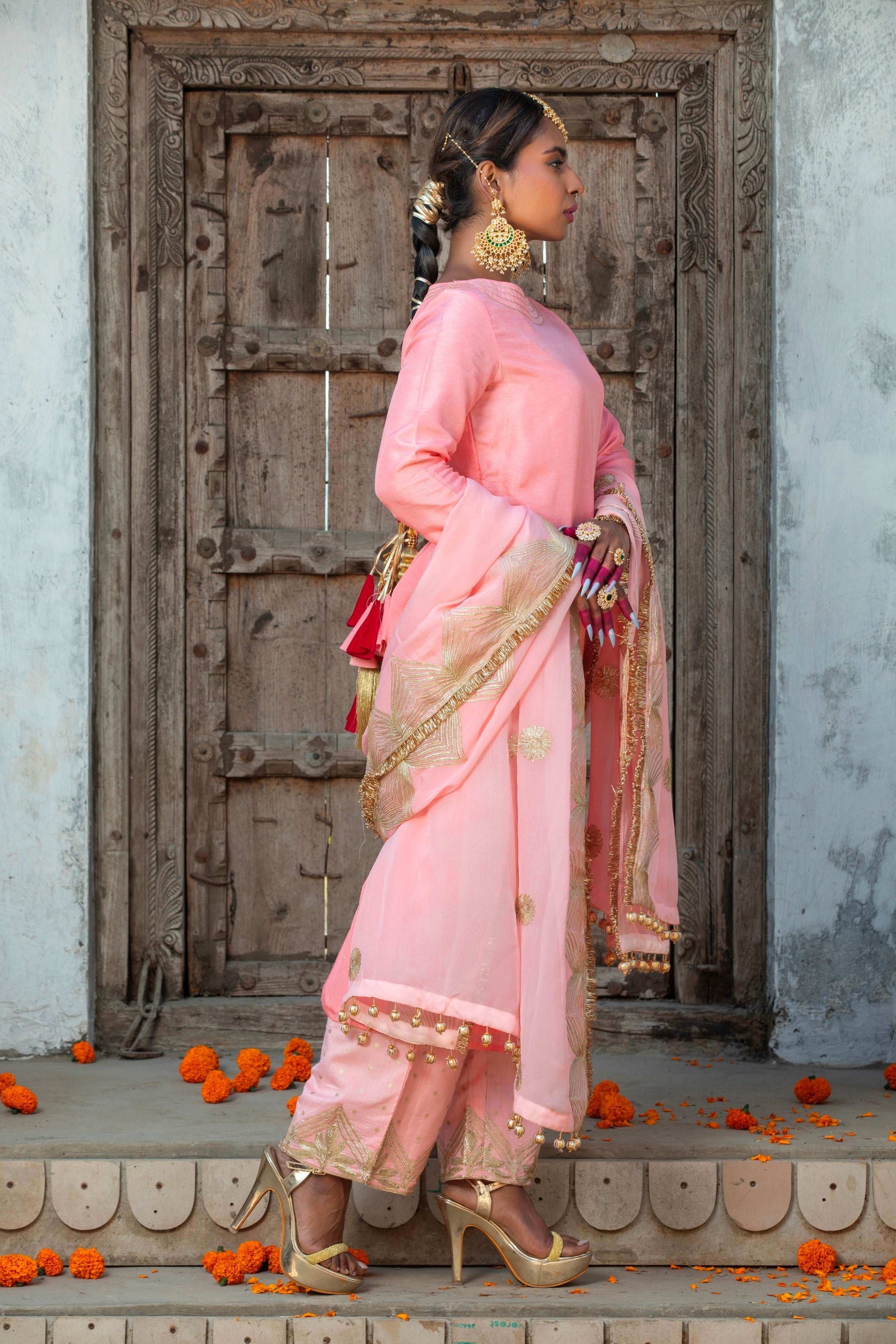 Afsana - Kurta Set - Monk & Mei