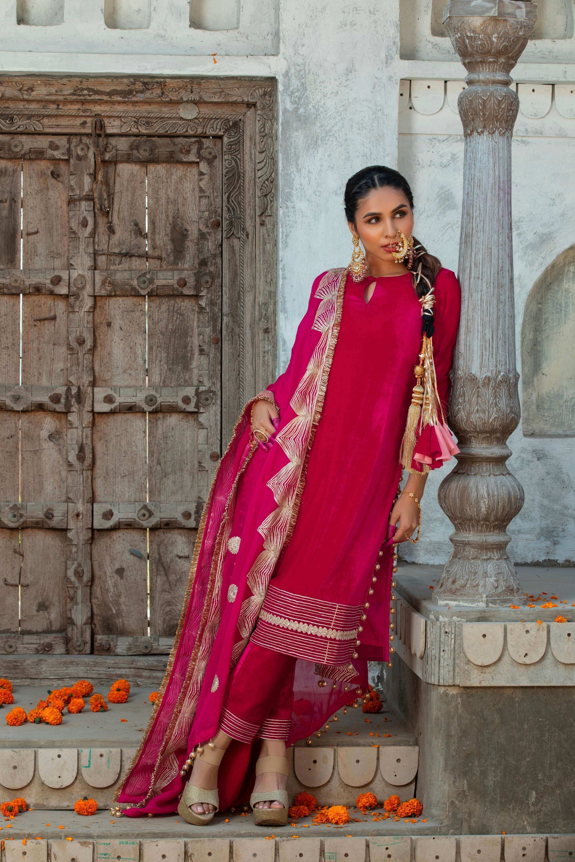 Shabnam - Kurta Set - Monk & Mei