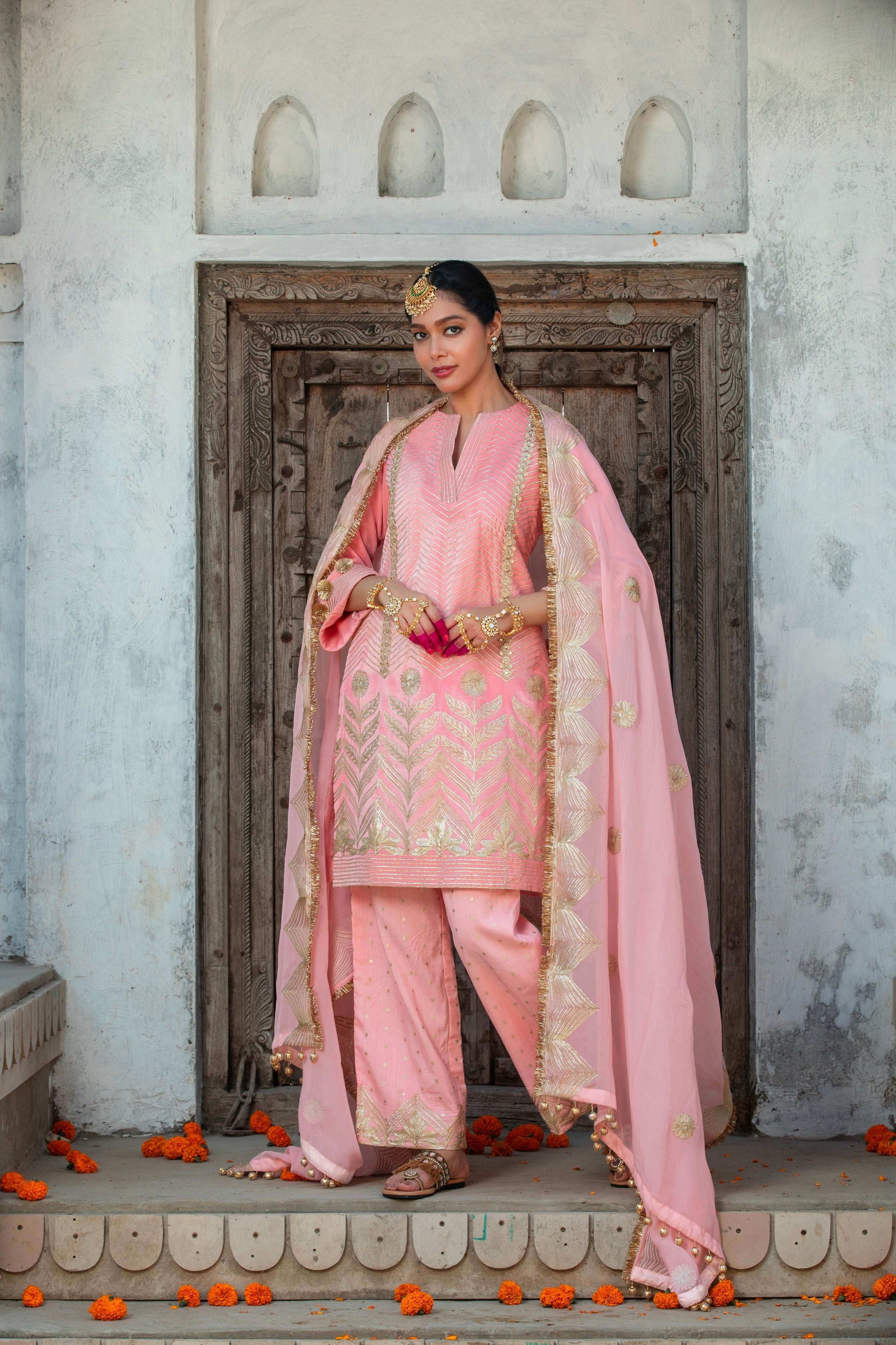 Nawabzadi - Kurta Set - Monk & Mei