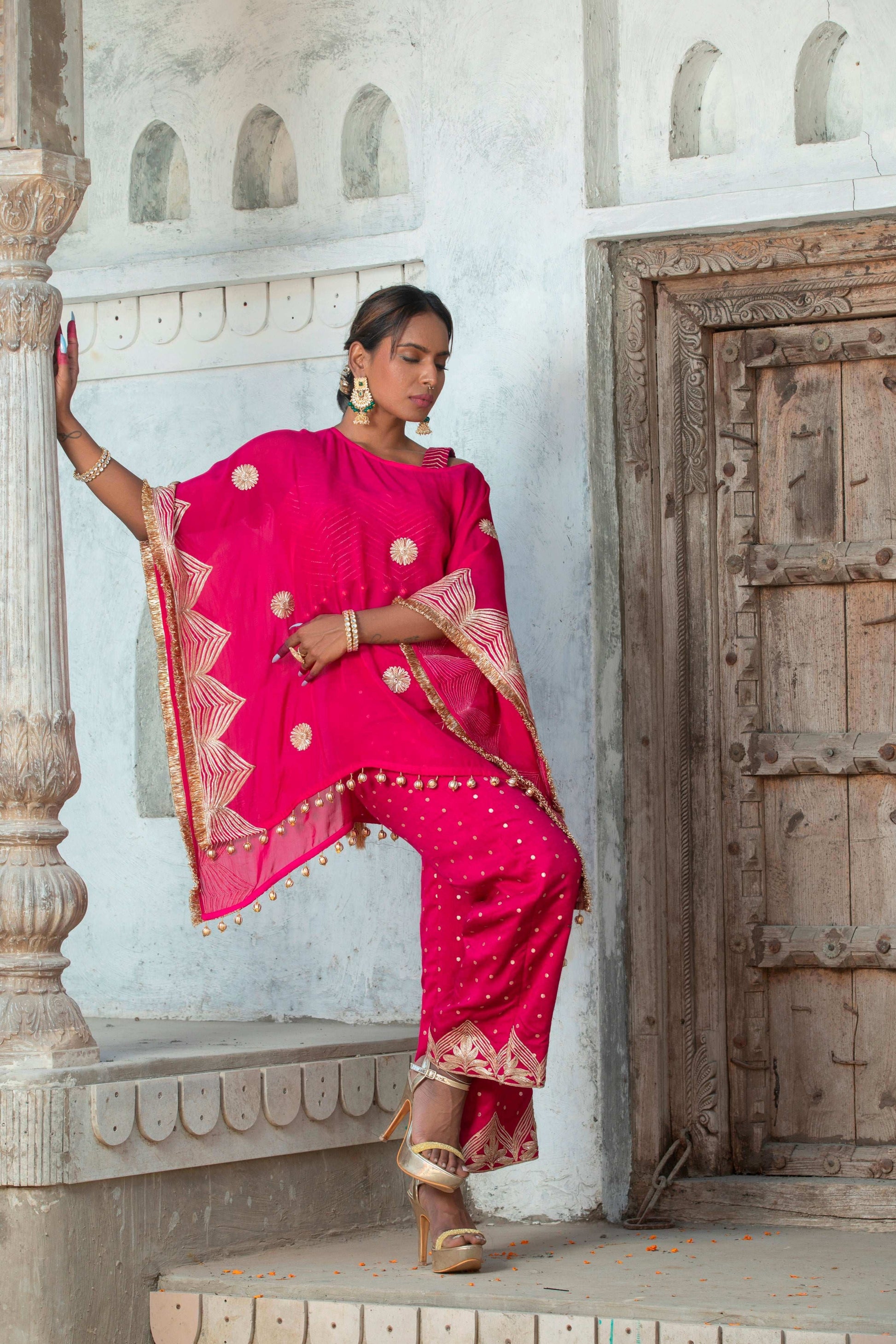 Dilruba - Cape Set - Monk & Mei