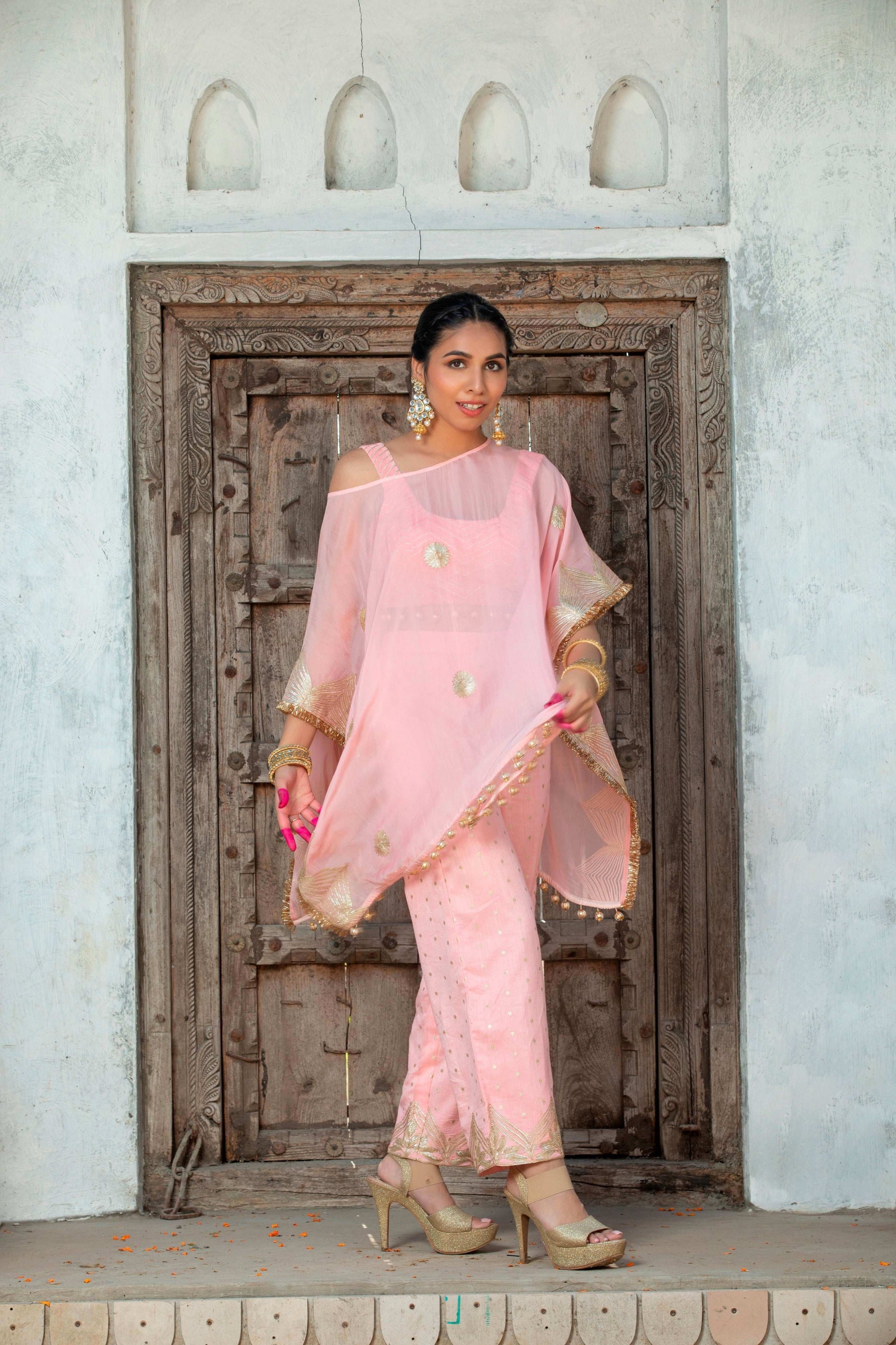 Dilruba - Cape Set - Monk & Mei