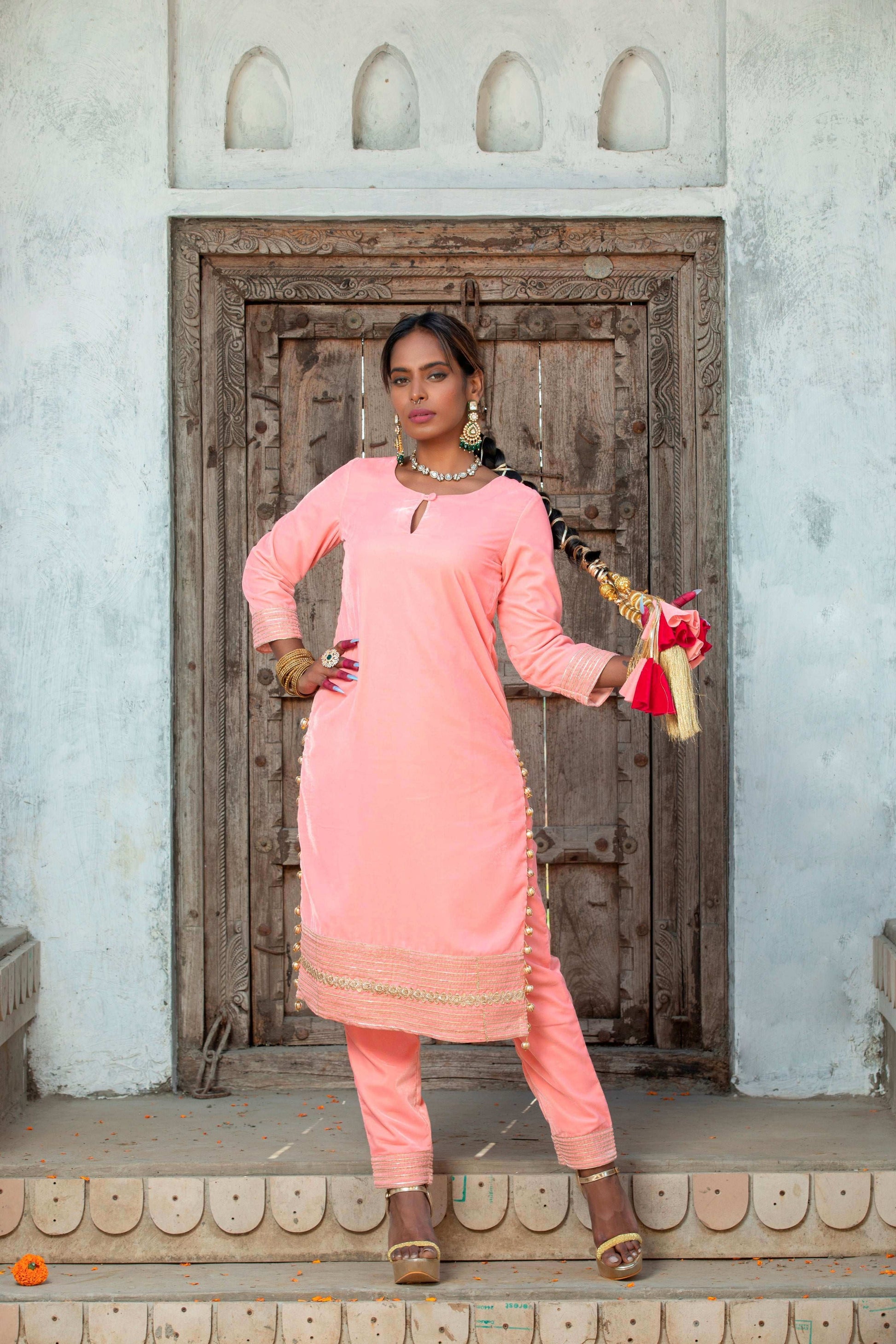 Shabnam - Kurta Set - Monk & Mei