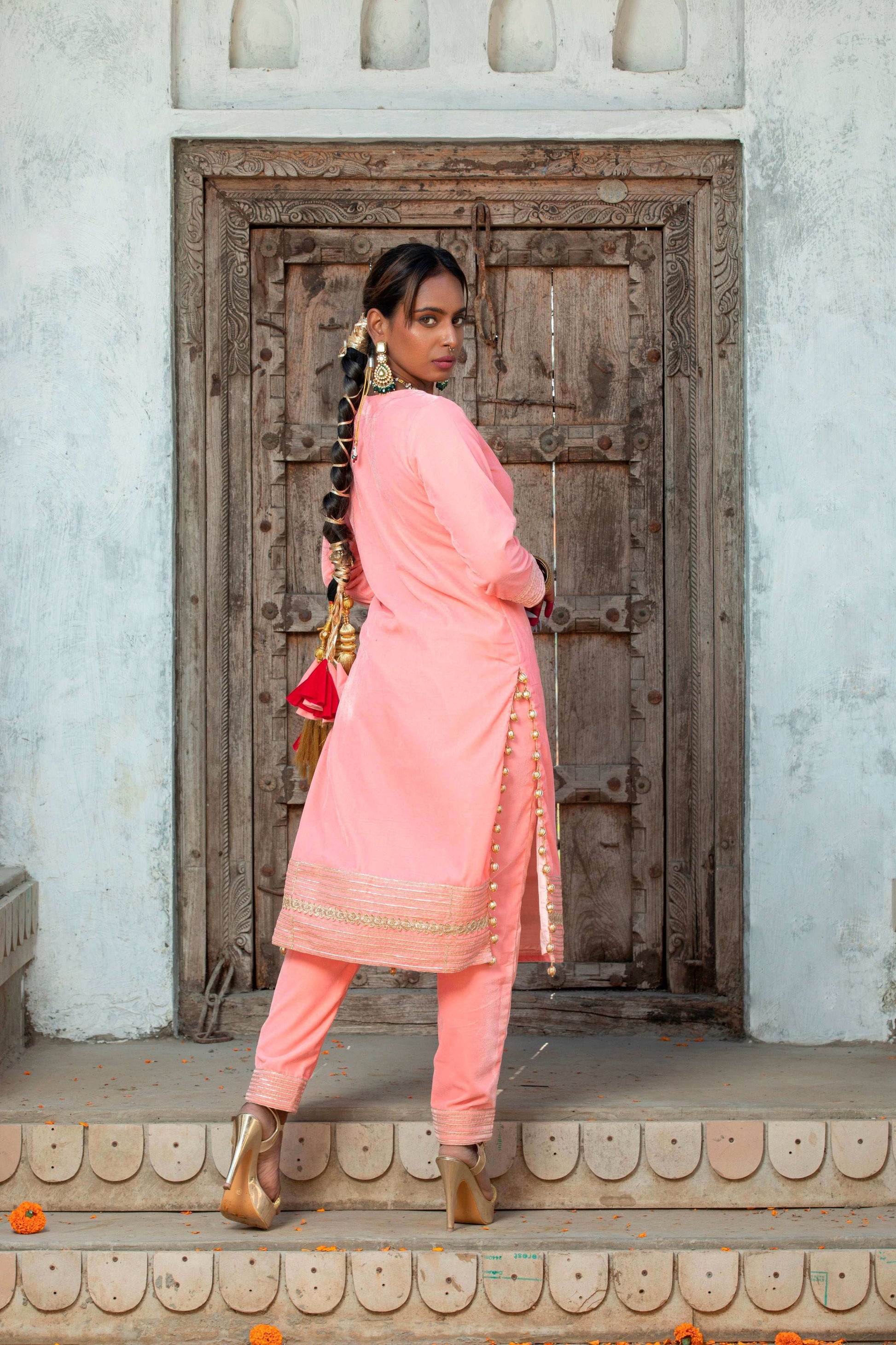 Shabnam - Kurta Set - Monk & Mei