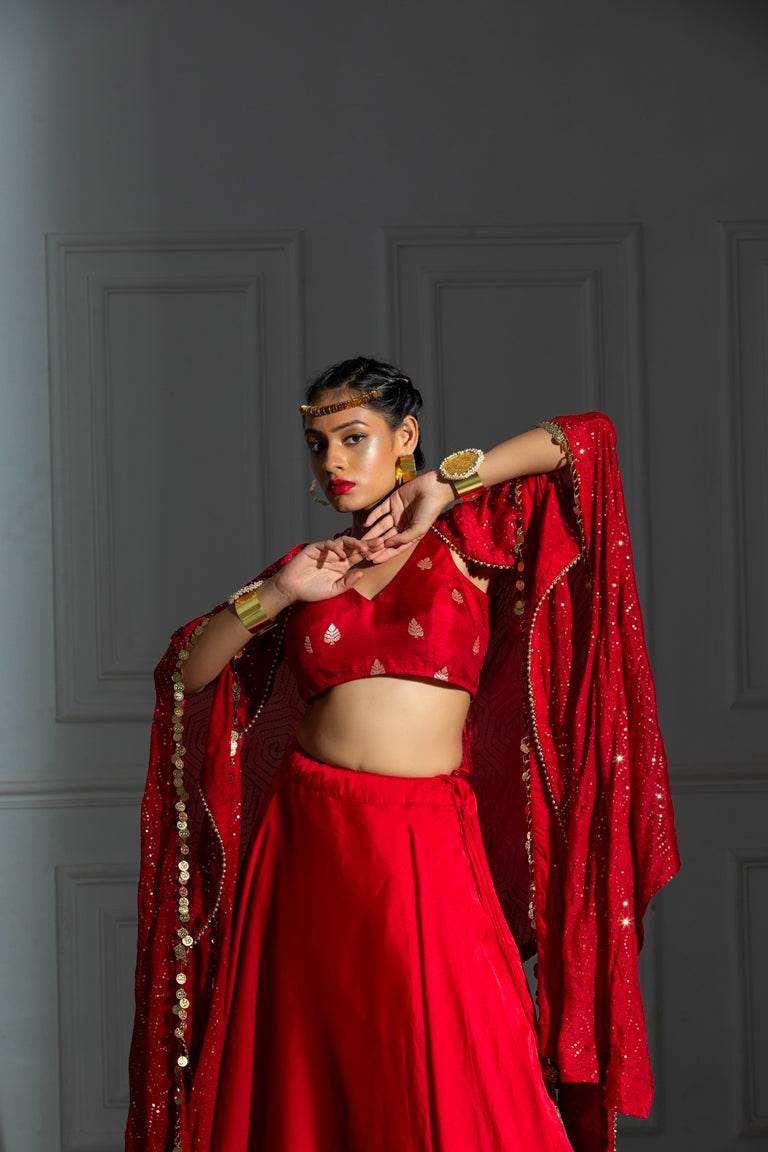 Isabella Rose Red - Monk & Mei