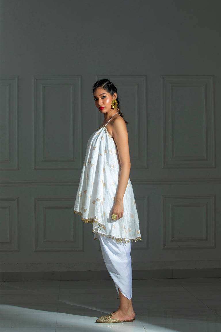 Noir Ivory White - Monk & Mei