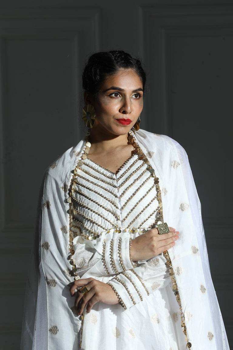 Ashen Dhoti Set Ivory White - Monk & Mei