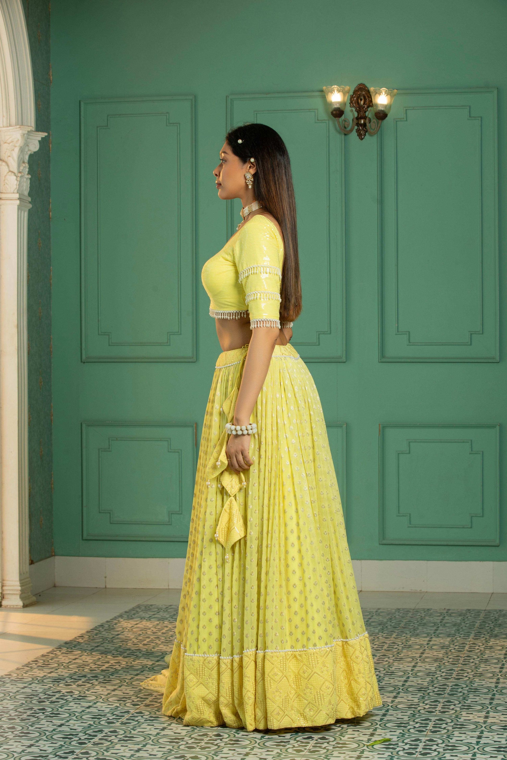 IVY - Lehenga Set - Sunshine Yellow - Monk & Mei