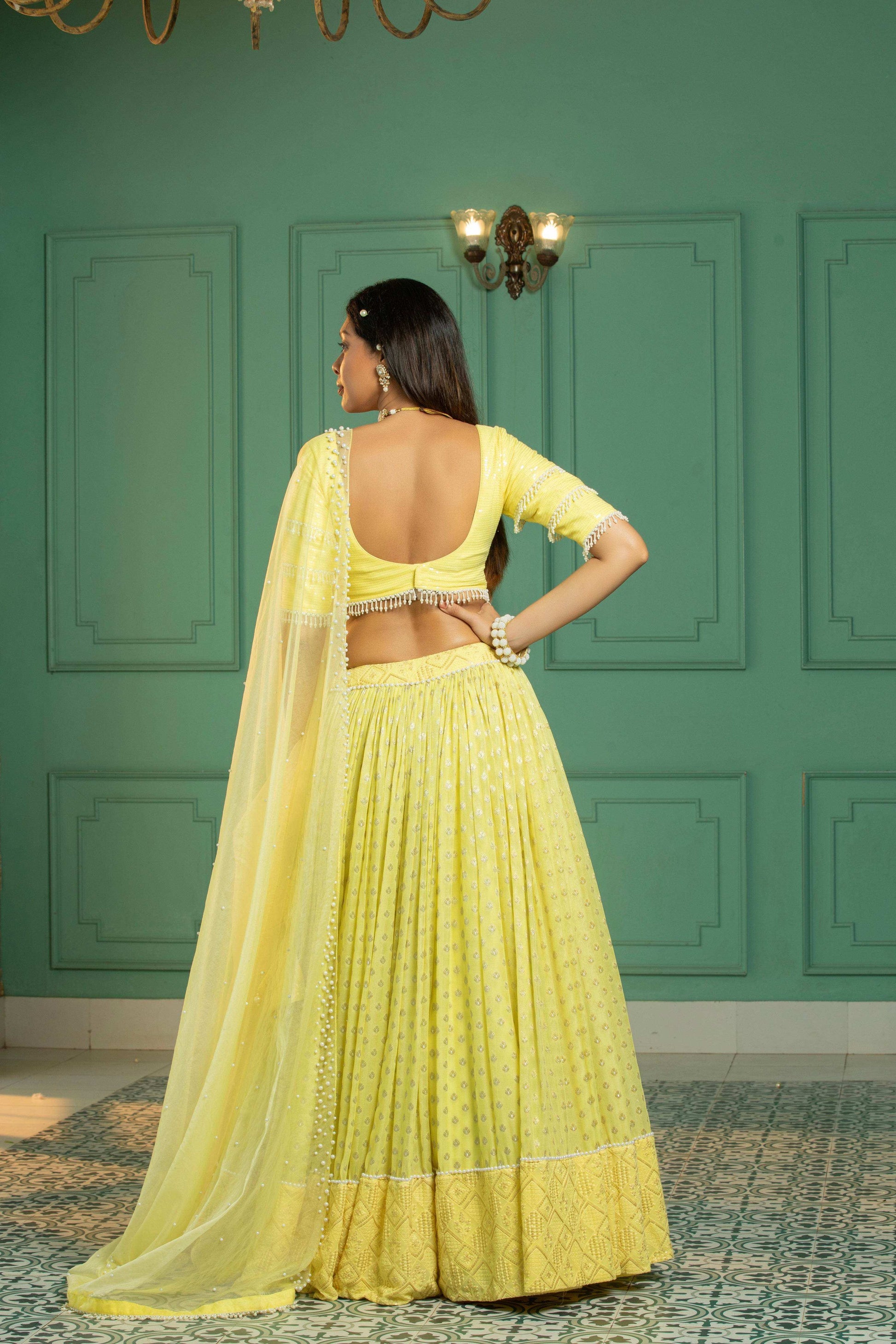 IVY - Lehenga Set - Sunshine Yellow - Monk & Mei
