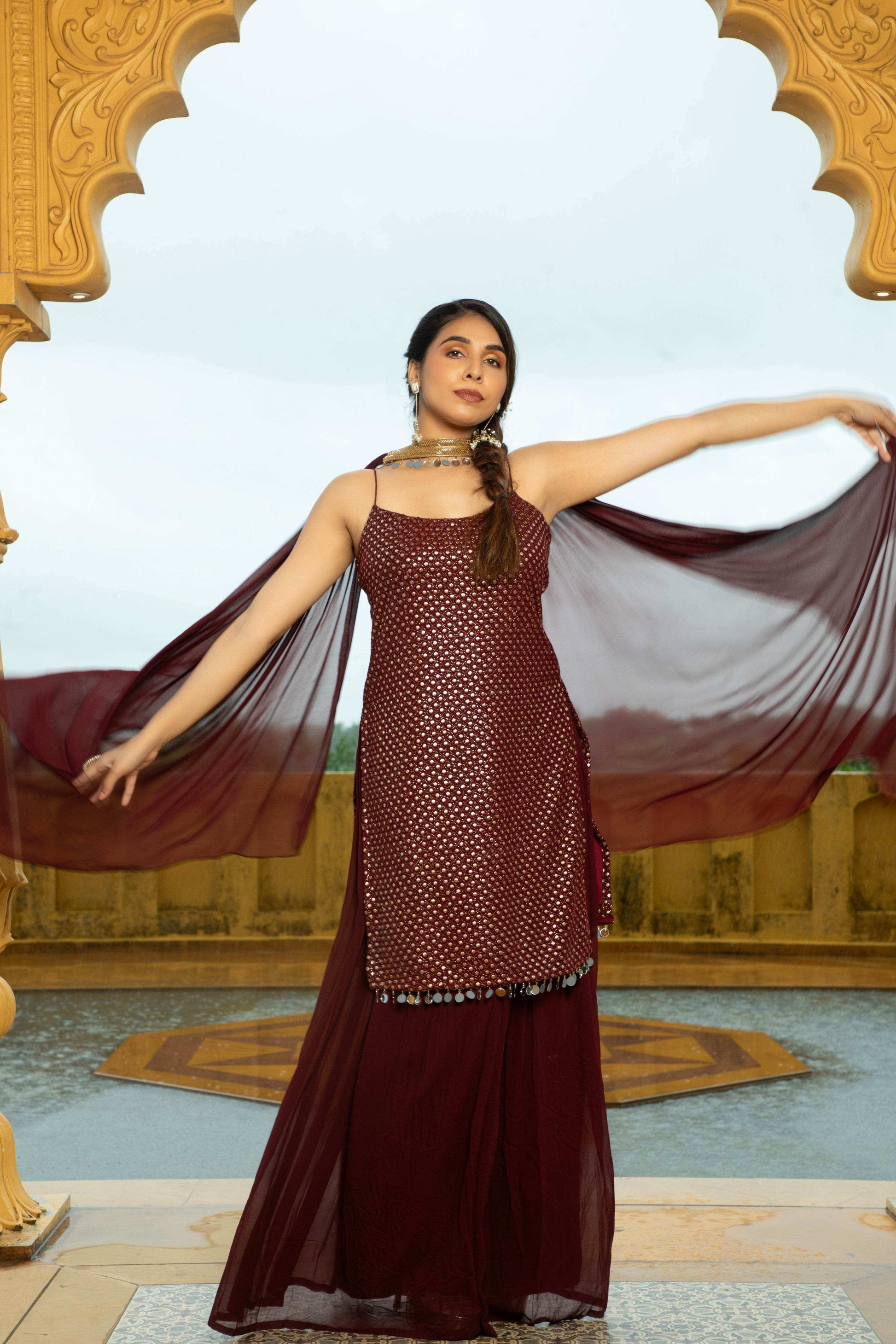 Liana - Kurta Set Maroon - Monk & Mei