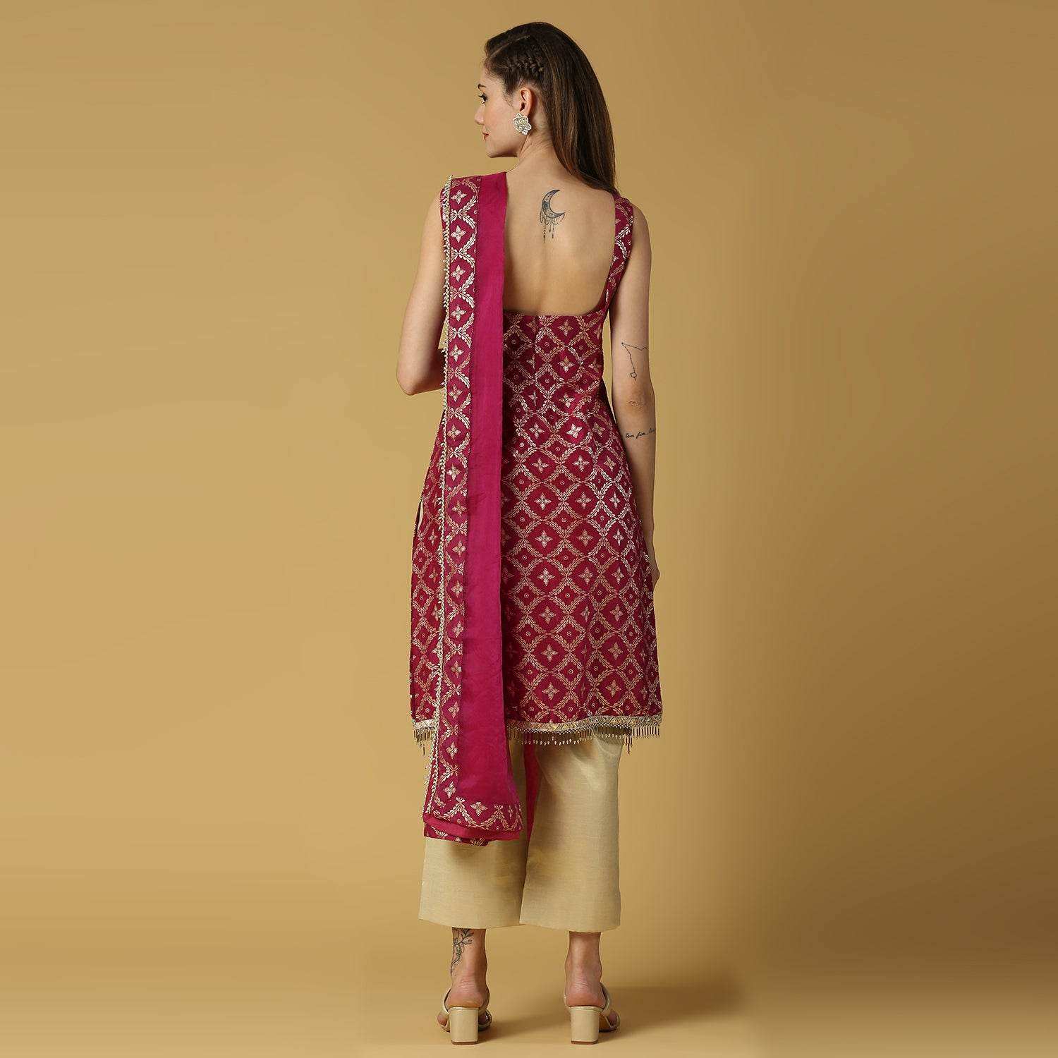 Radha-Sleeveless Kurta Set-Plum purple - Monk & Mei
