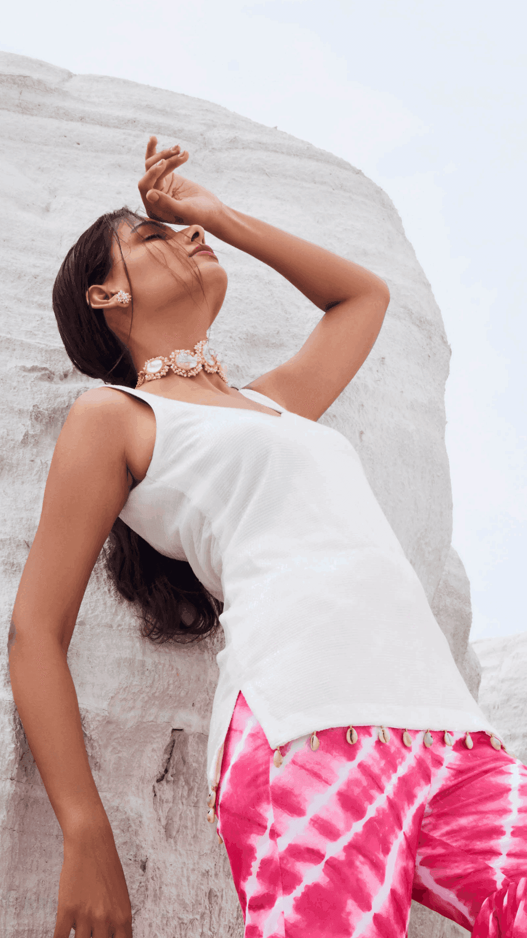ALYSSA - SEQUINS KURTA - White - Monk & Mei