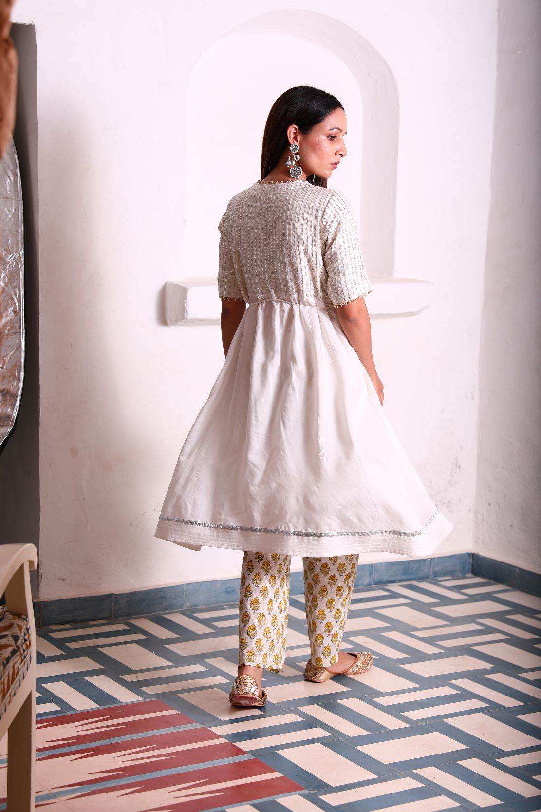 Sitara Kurta Pants - Ivory white - Monk & Mei