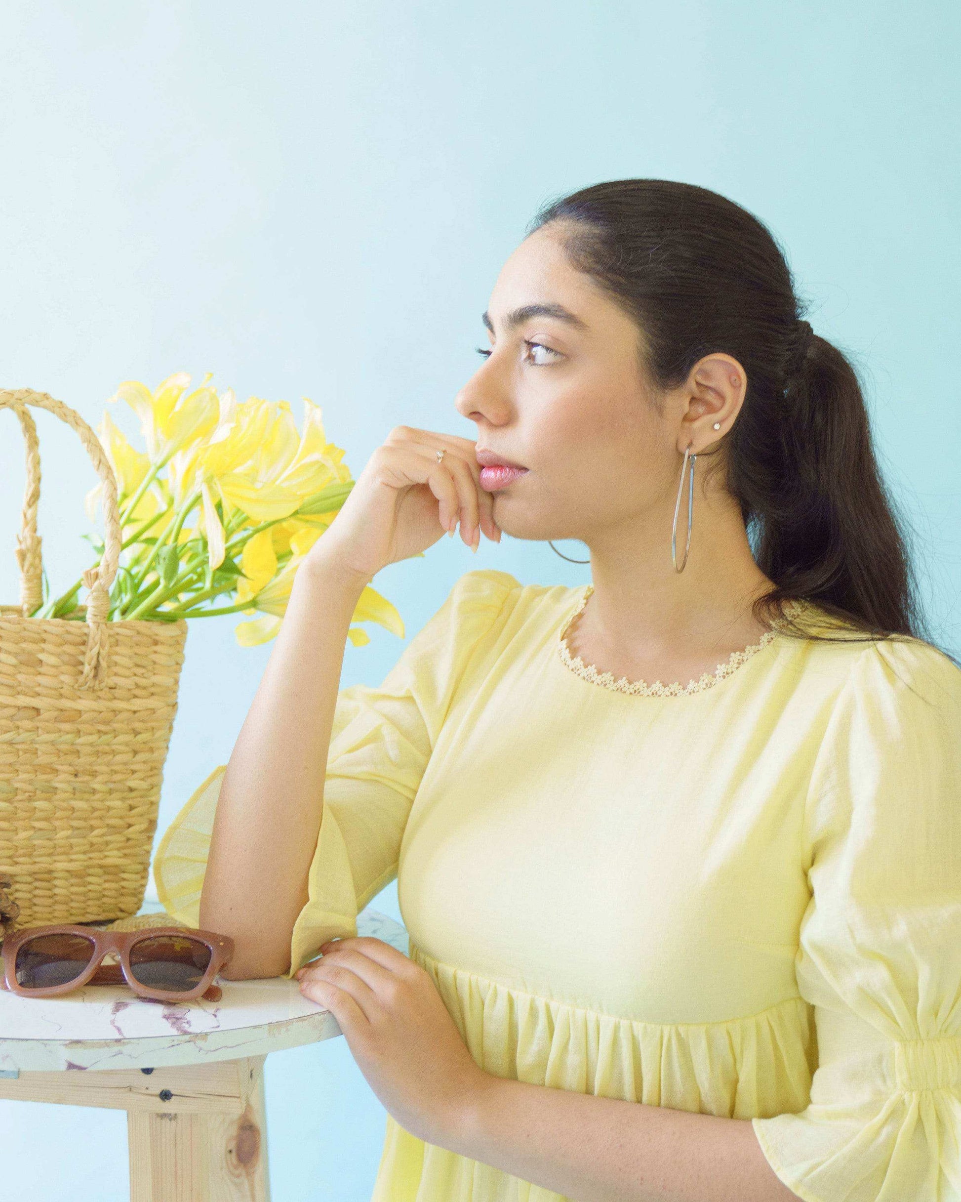 SERENA - TOP - Buttercup yellow - Monk & Mei