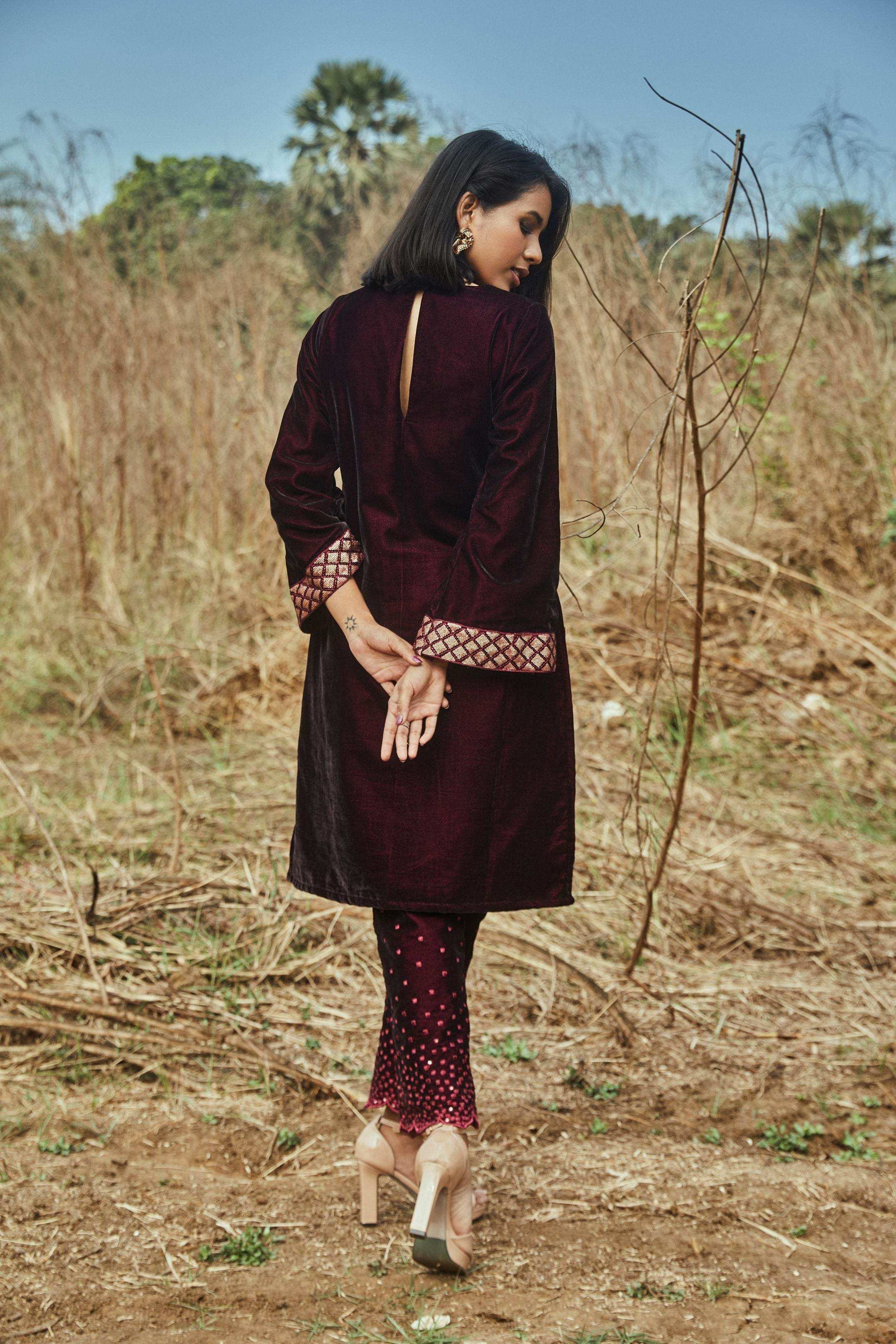Anne Kurta and Dhoti Pants- Wine - Monk & Mei
