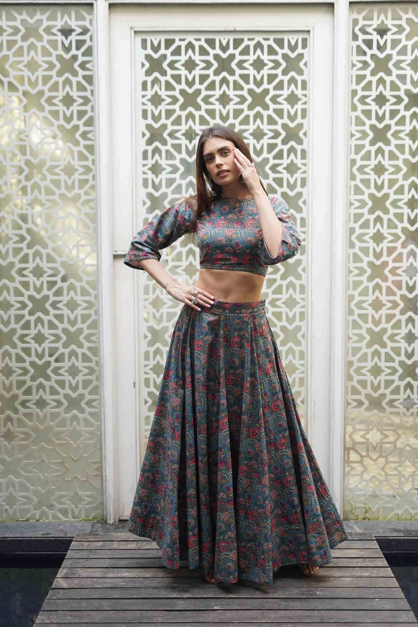 AASMA LEHENGA CHOLI DUPATTA - Monk & Mei