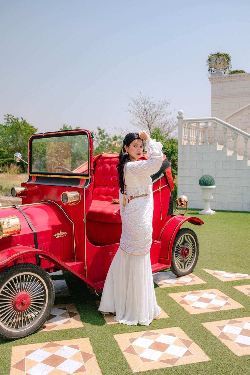 Madhubala Chikankari Blouse - White - Monk & Mei