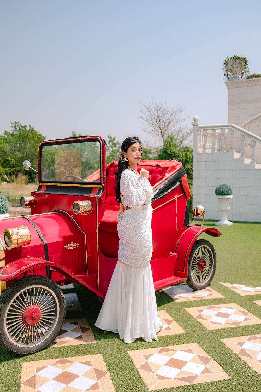 Madhubala Chikankari Blouse - White - Monk & Mei