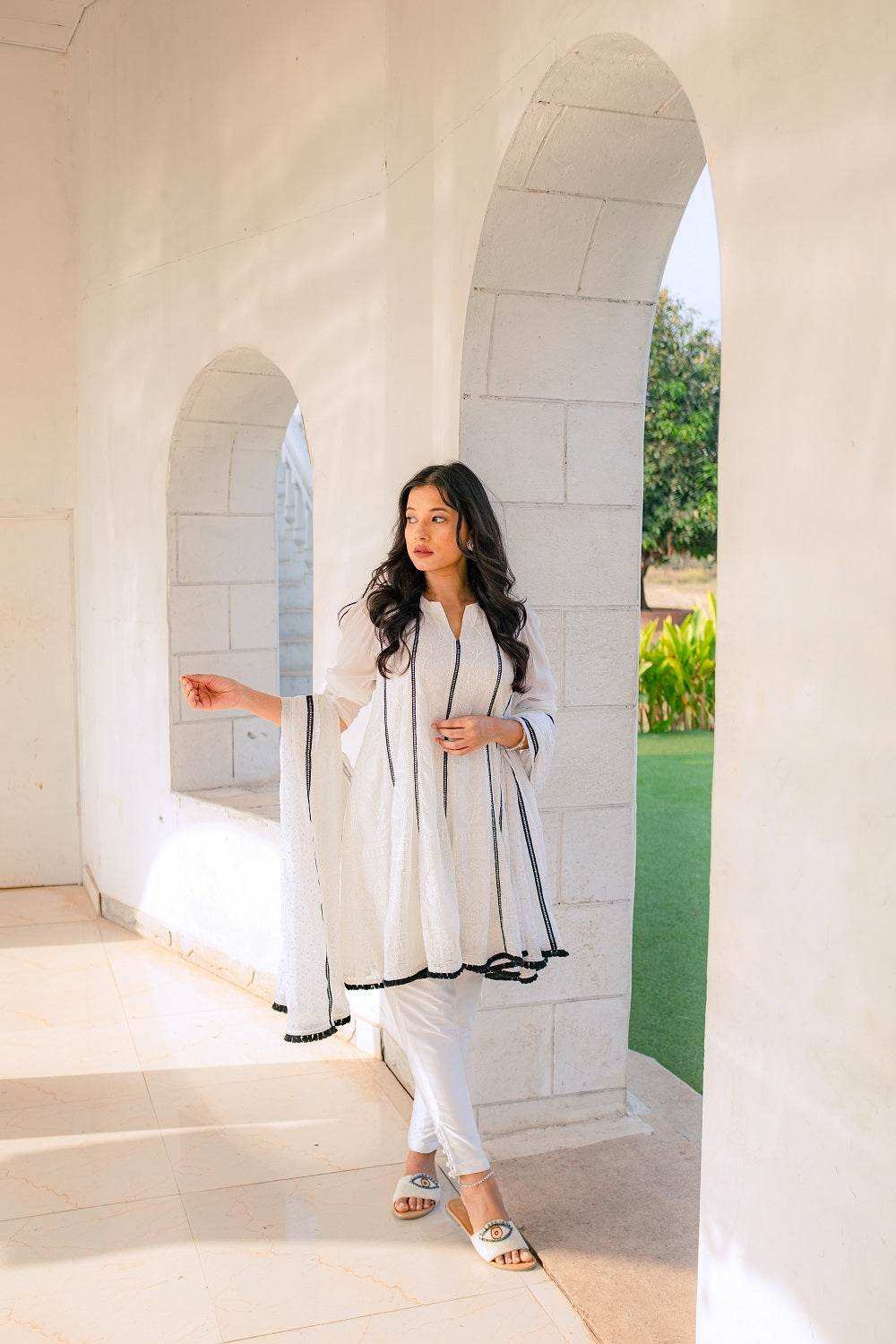 Mumtaz Chikankari Anarkali Kurta-Pants & Dupatta - White - Monk & Mei