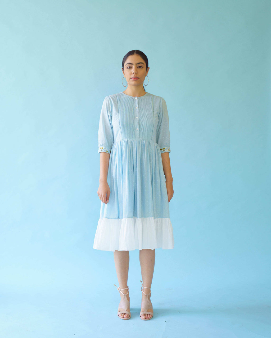 FEATHER - Powder blue - Monk & Mei