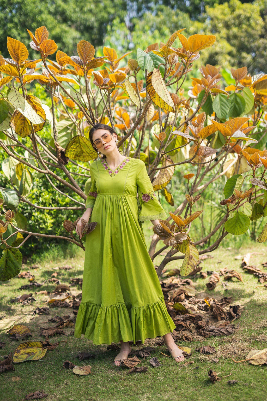 OLIVIA DRESS - Grass green - Monk & Mei