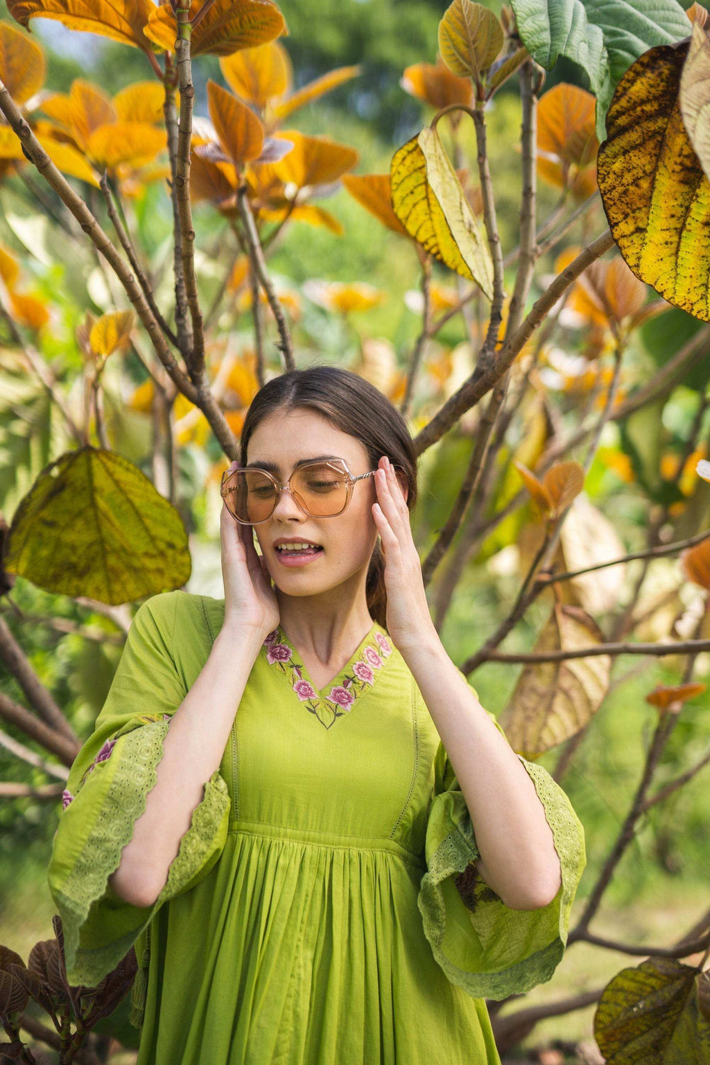 OLIVIA DRESS - Grass green - Monk & Mei