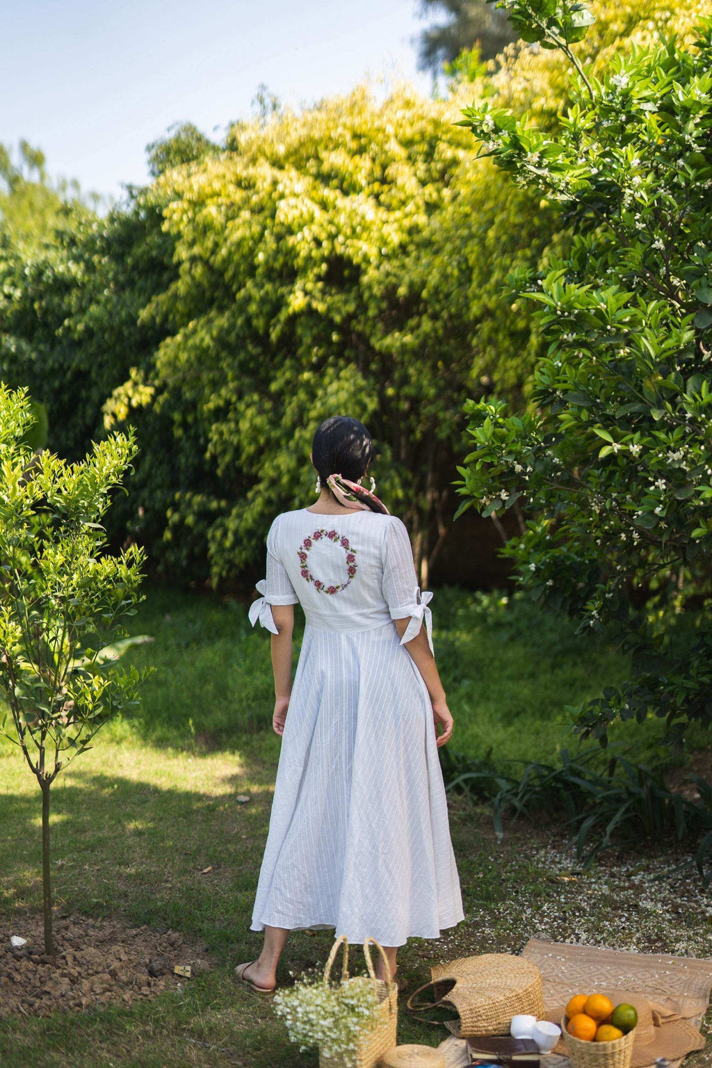 BELLA - White - Monk & Mei