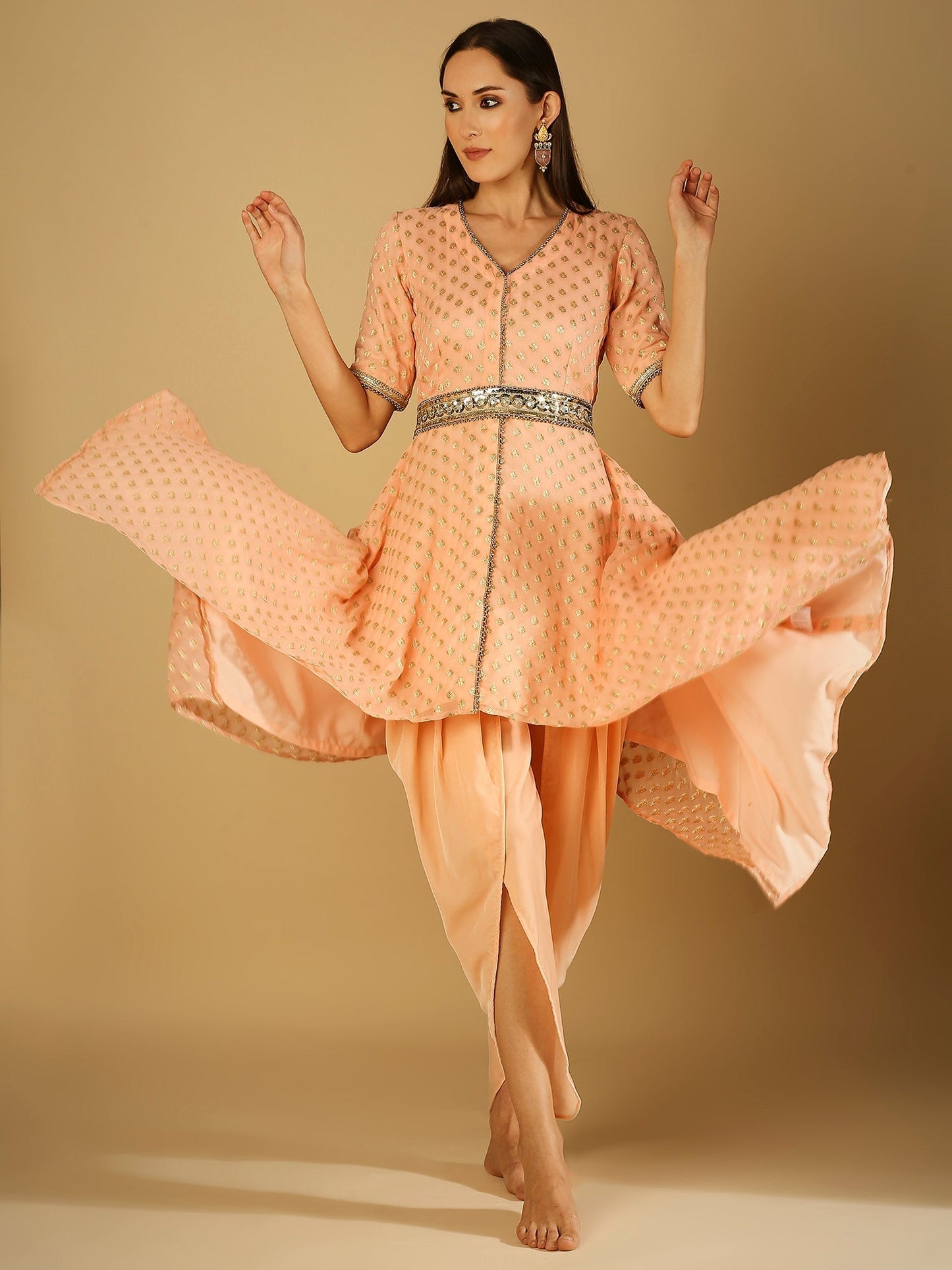 Tamanna-Kurta dhoti Set with Belt - Peach