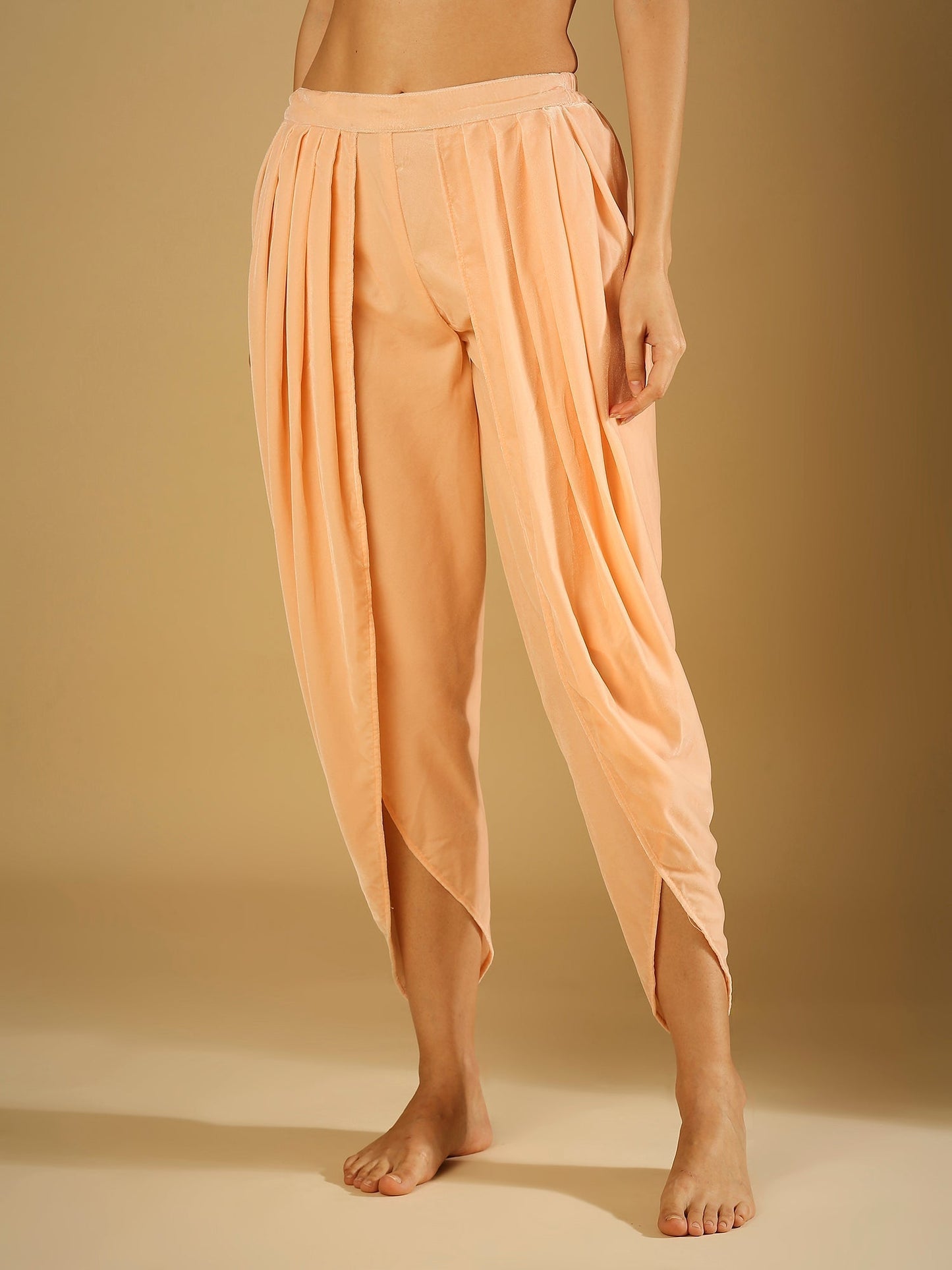 Tamanna-Kurta dhoti Set with Belt - Peach