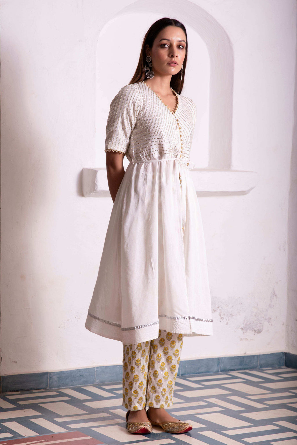 Sitara Kurta Pants - Ivory white - Monk & Mei