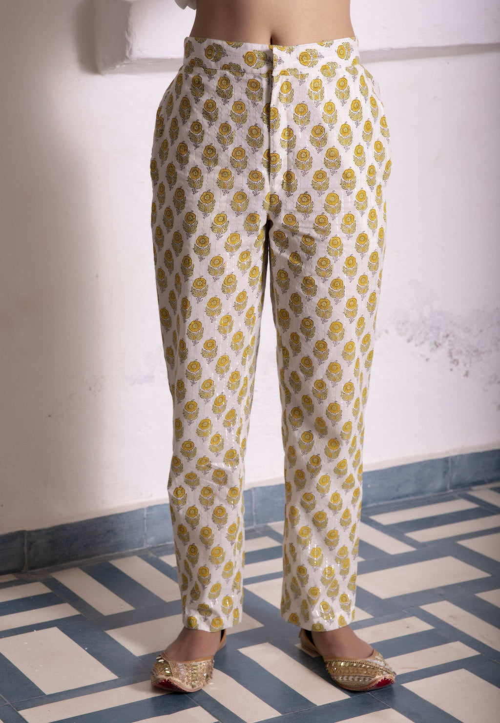 Sitara Kurta Pants - Ivory white - Monk & Mei