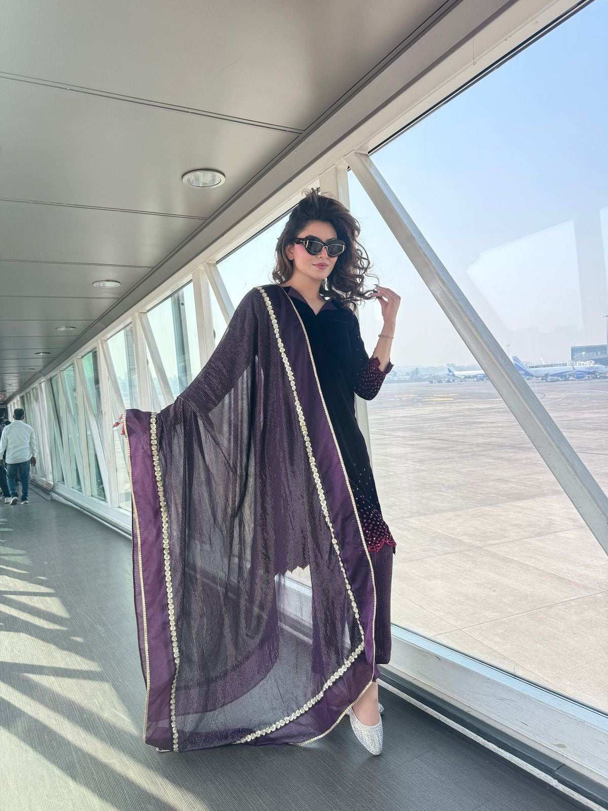 Sophia Velvet Kurta, Pant & Dupatta- Wine - Monk & Mei