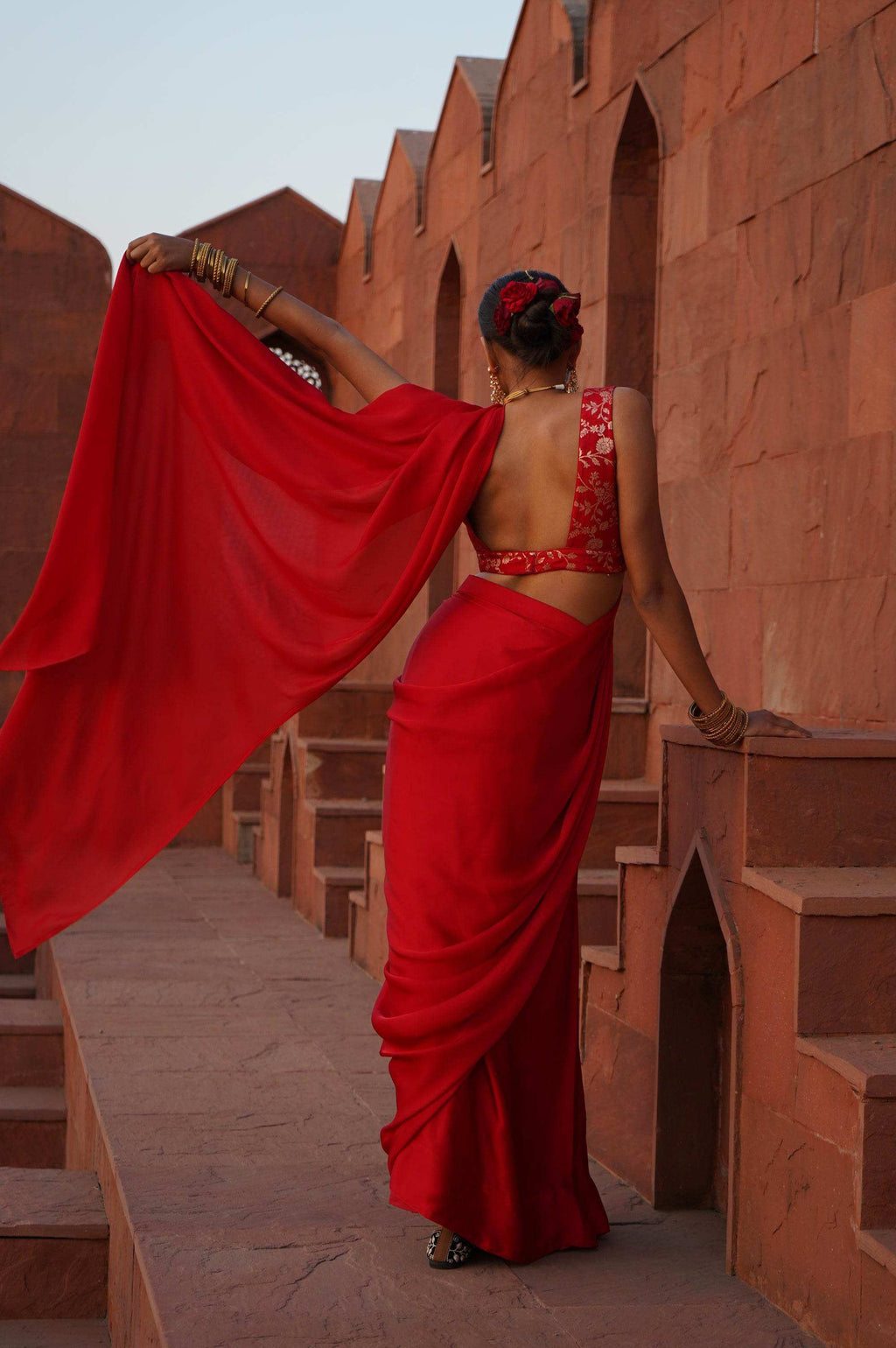 Ruhee Pre Draped Saree set - Monk & Mei